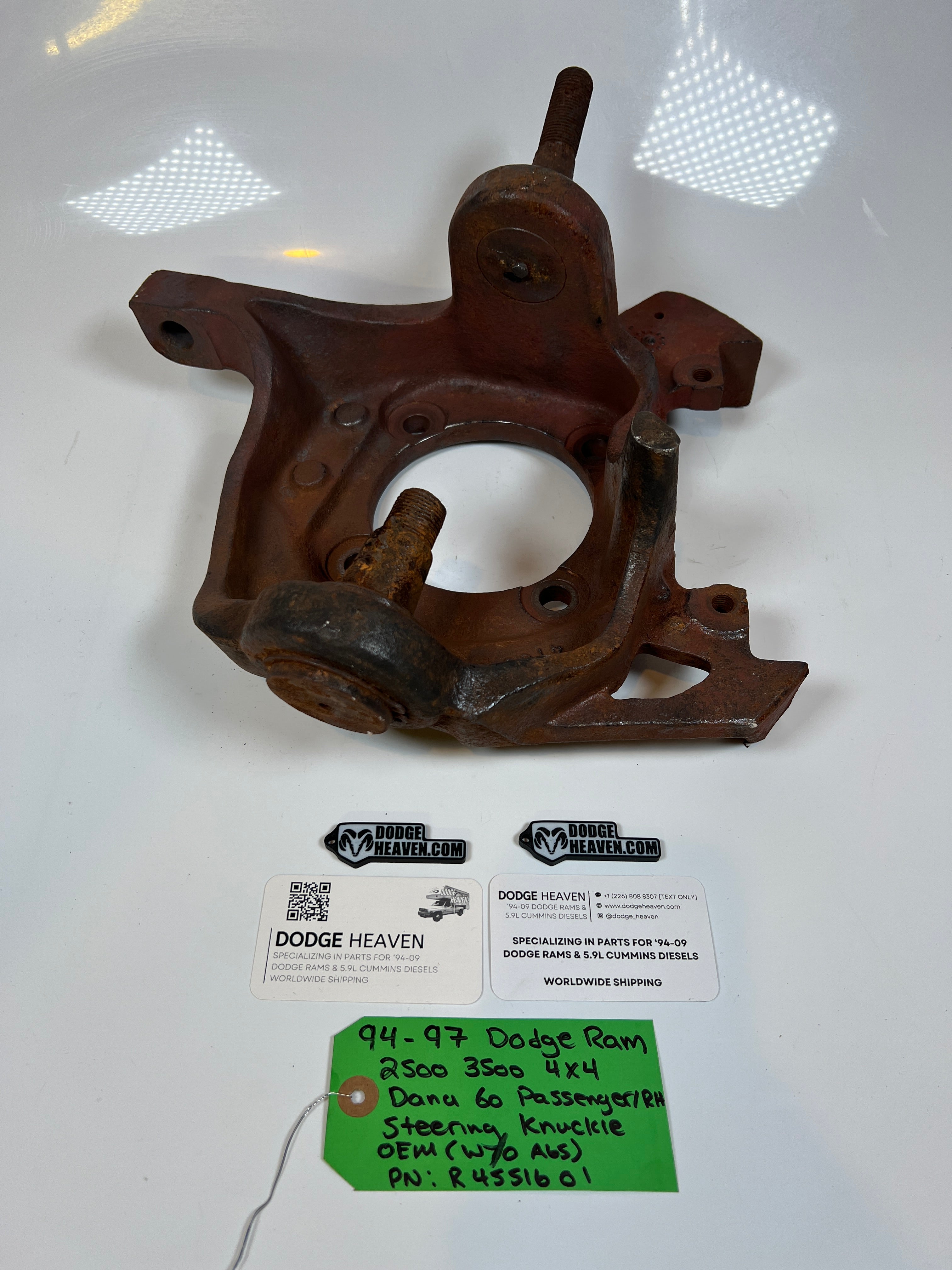 1994-1997 Dodge Ram 2500 3500 Dana 60 4x4 Steering knuckle Pass