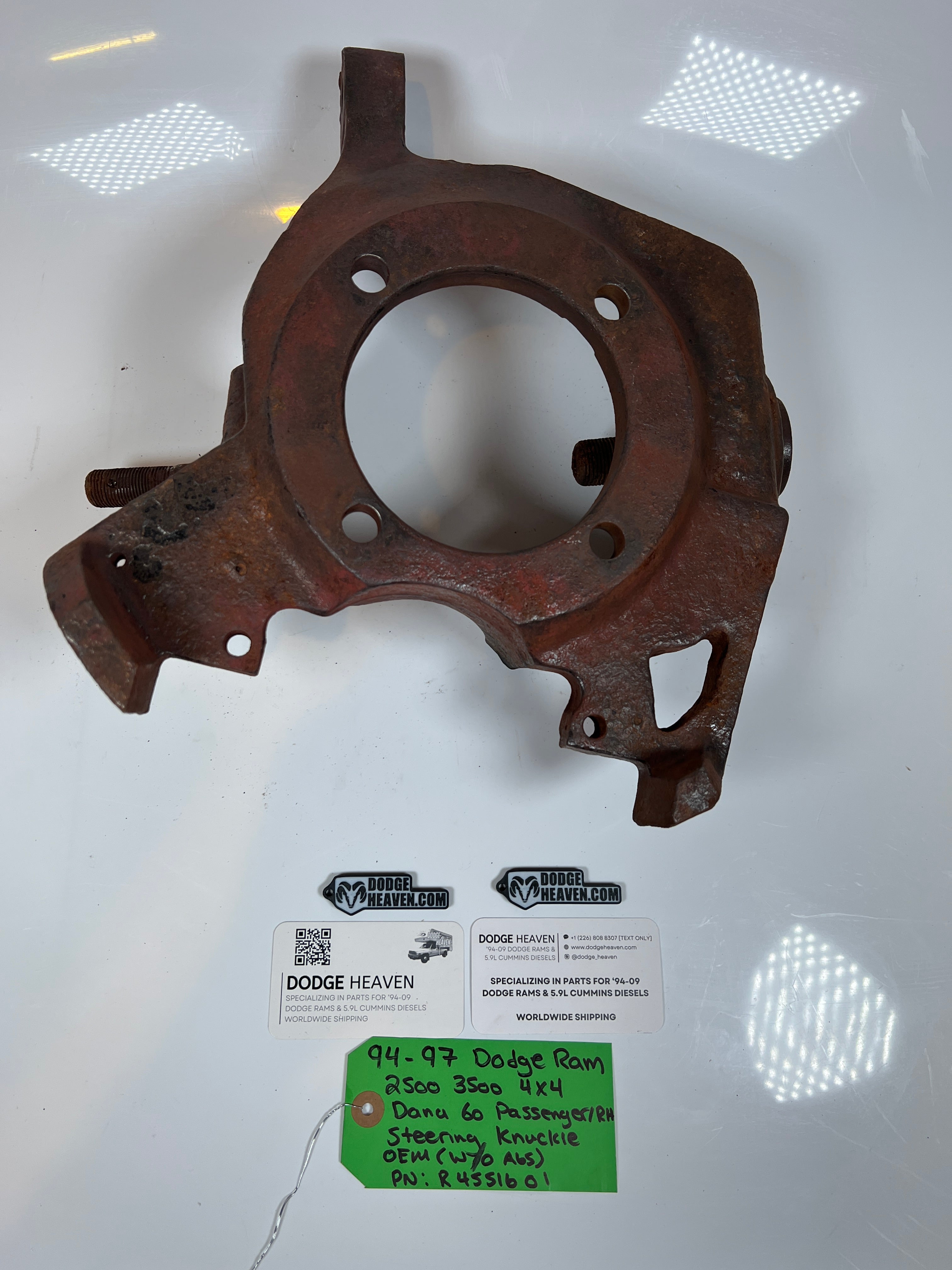 1994-1997 Dodge Ram 2500 3500 Dana 60 4x4 Steering knuckle Pass