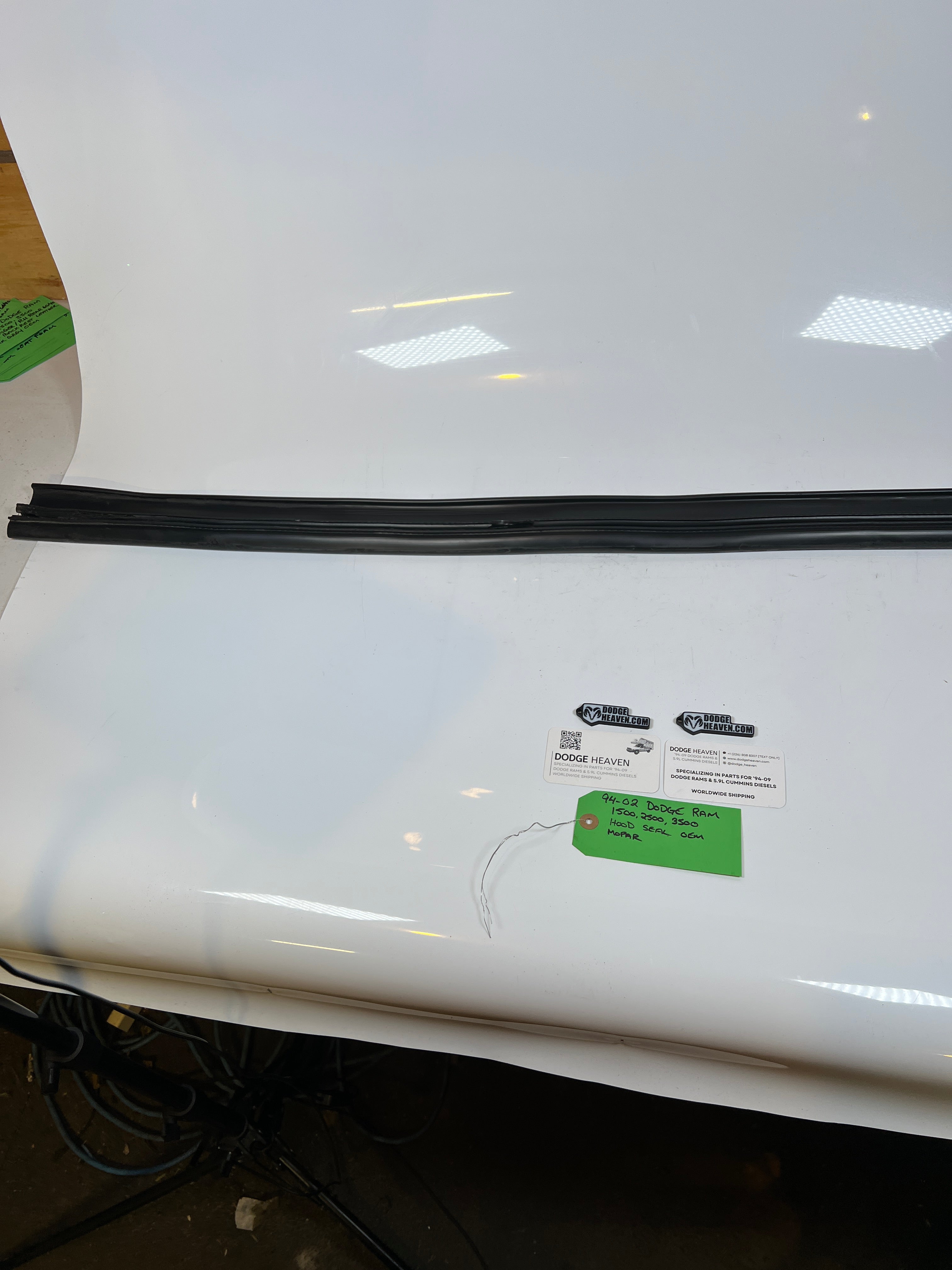 1994-2002 Dodge Ram 1500 2500 3500 Hood / Engine Bay Weather Strip Seal