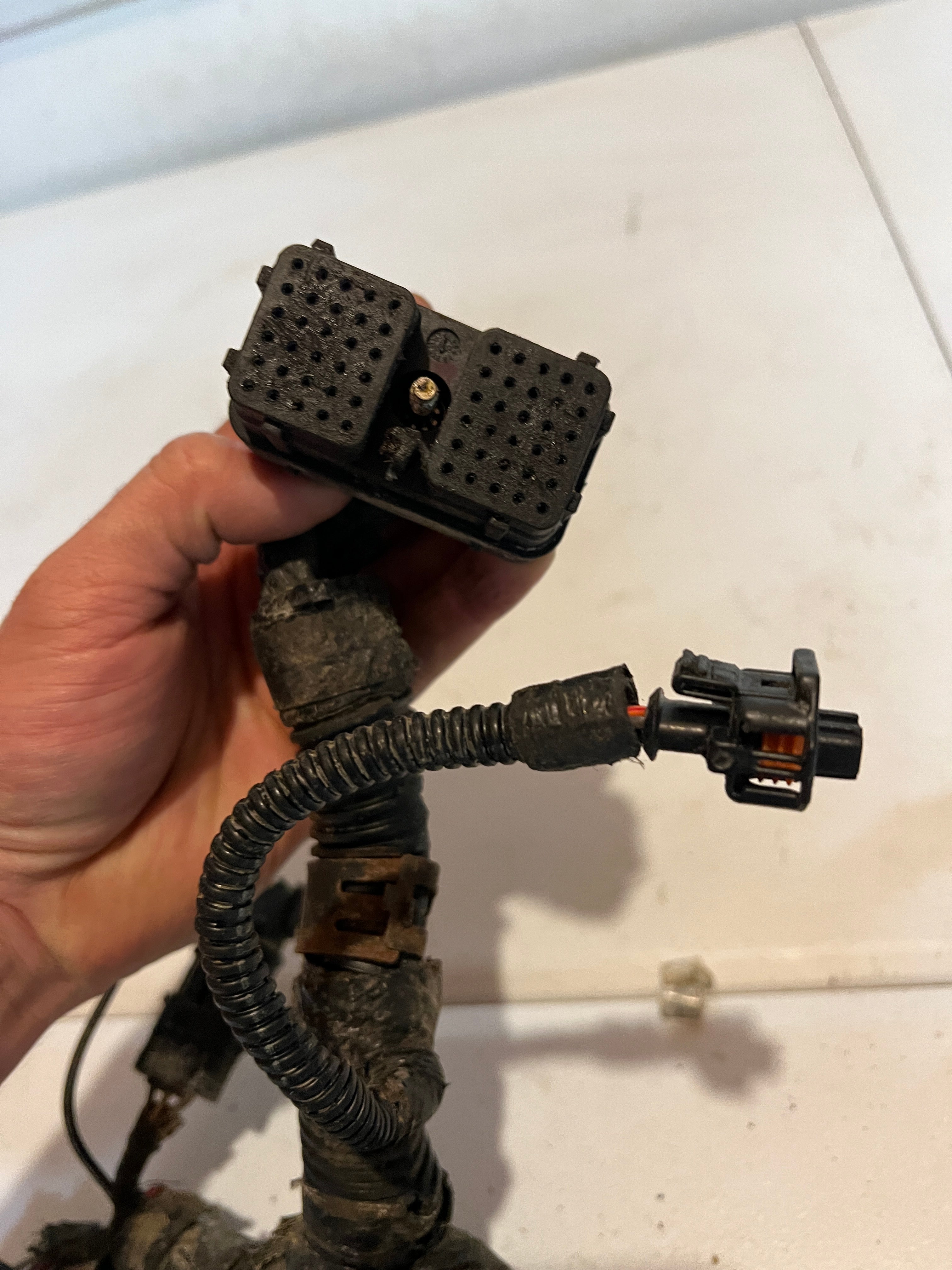 2003-2003 Dodge Ram 2500 3500 5.9L Cummins Engine Wiring Harness