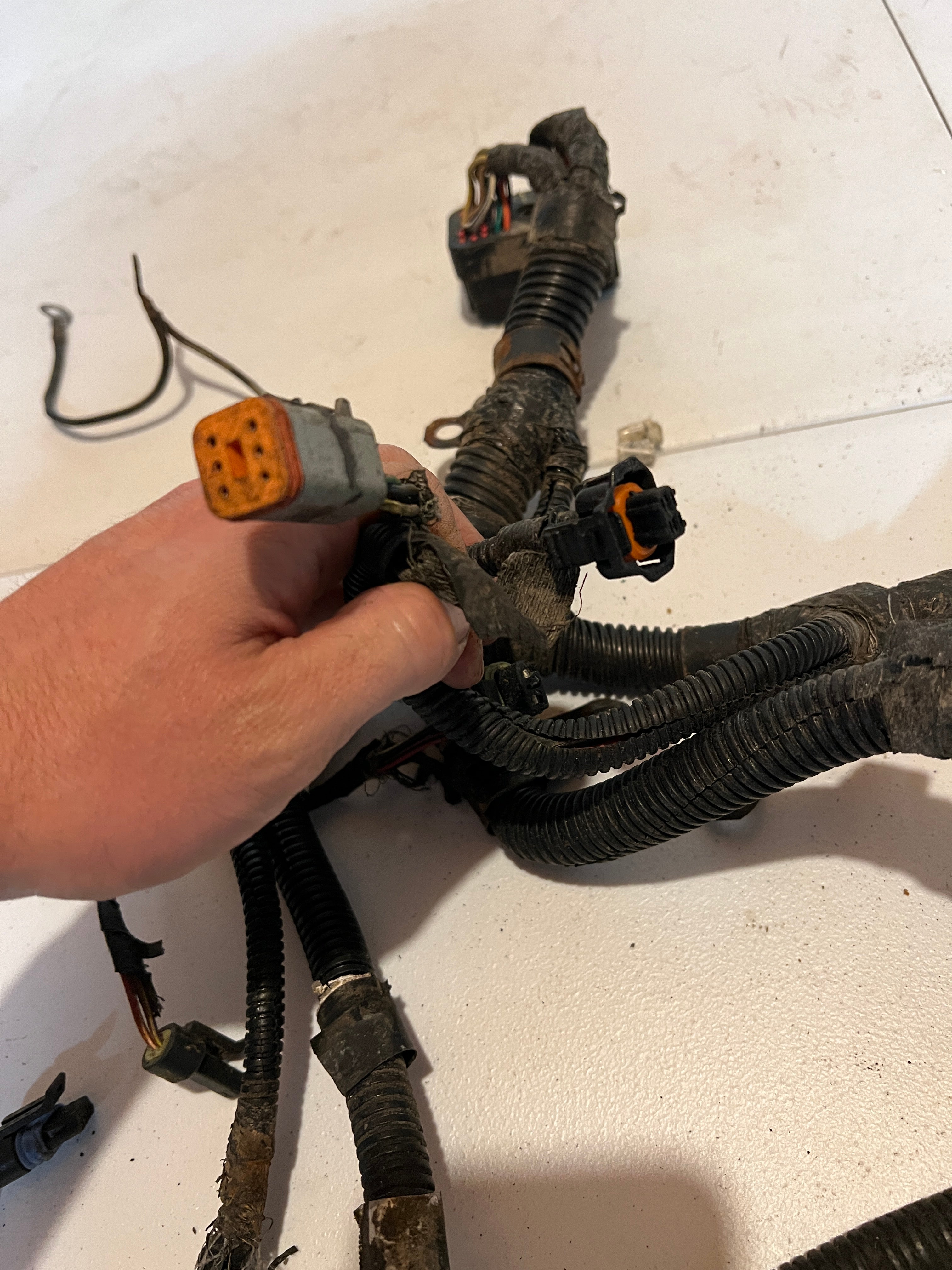 2003-2003 Dodge Ram 2500 3500 5.9L Cummins Engine Wiring Harness