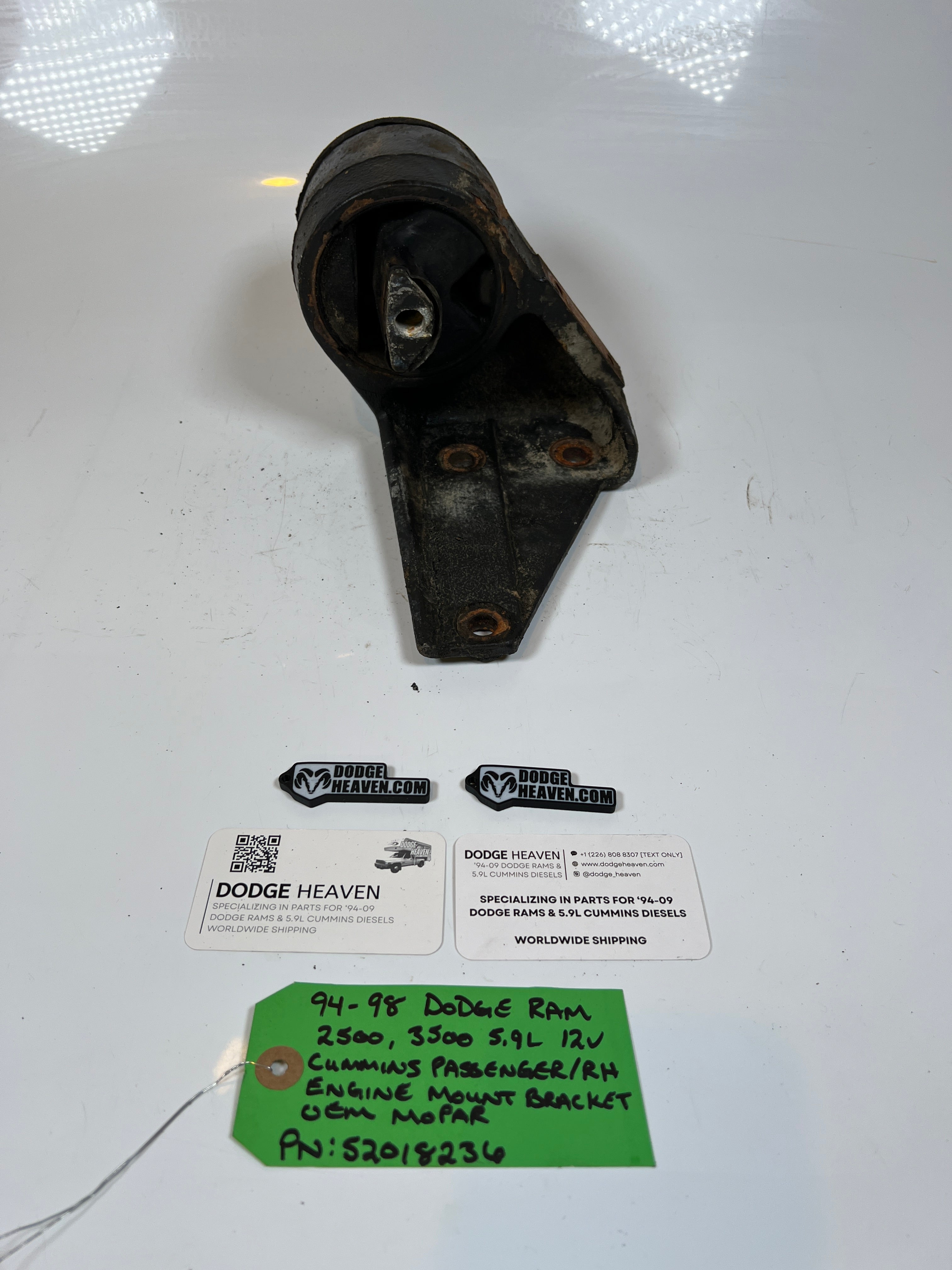 1994-1998 Dodge Ram 2500 3500 12V 5.9L Cummins Pass RH Motor Mount