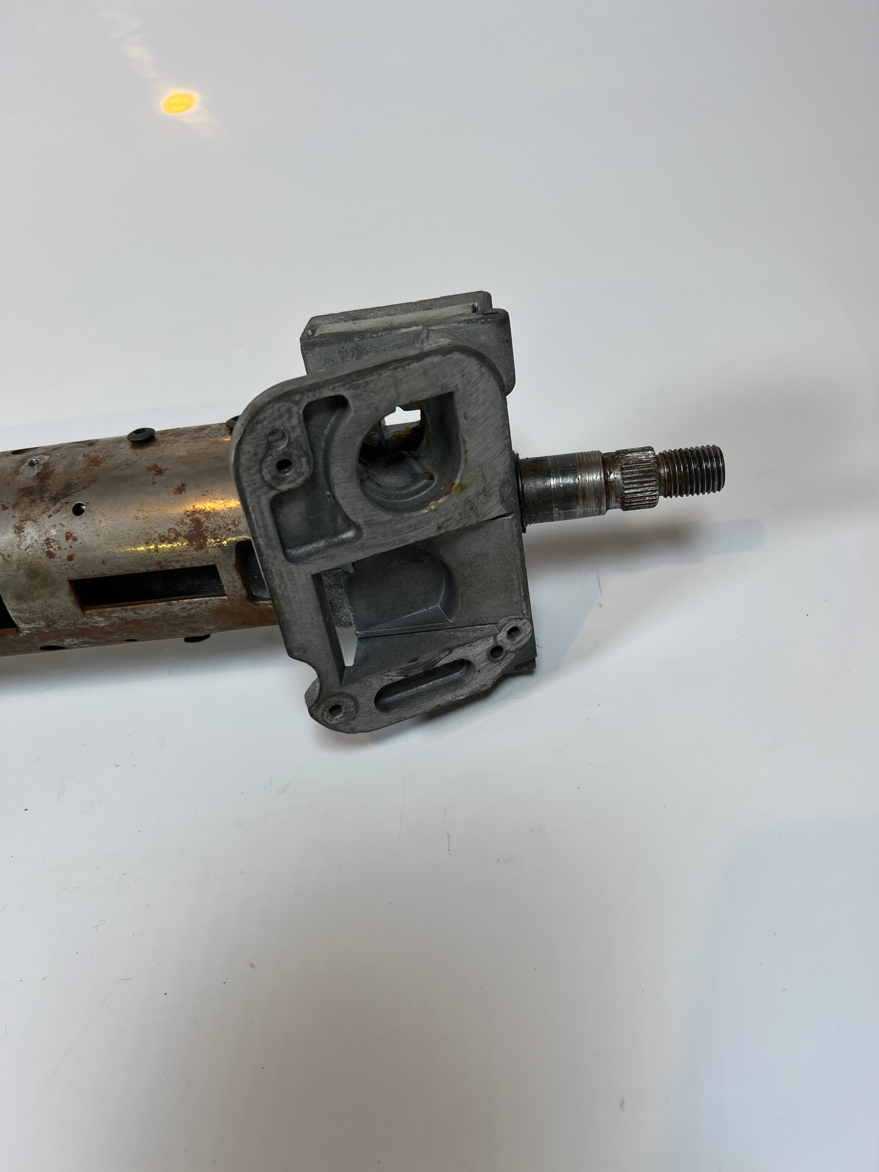 1996-1997 Dodge Ram Steering Column Manual Trans W/O Tilt 1500-3500