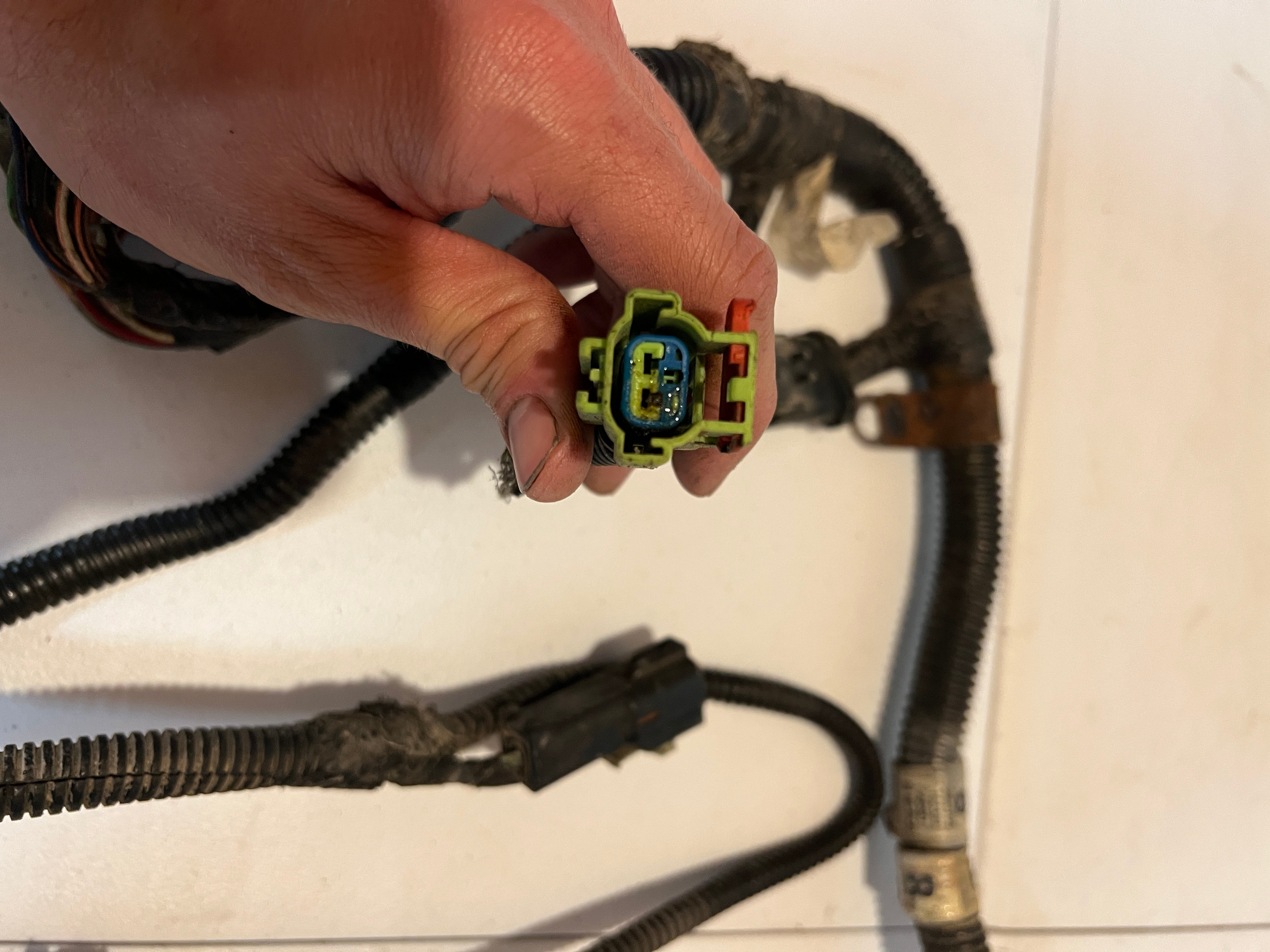 2003-2003 Dodge Ram 2500 3500 5.9L Cummins ECM Wiring Harness