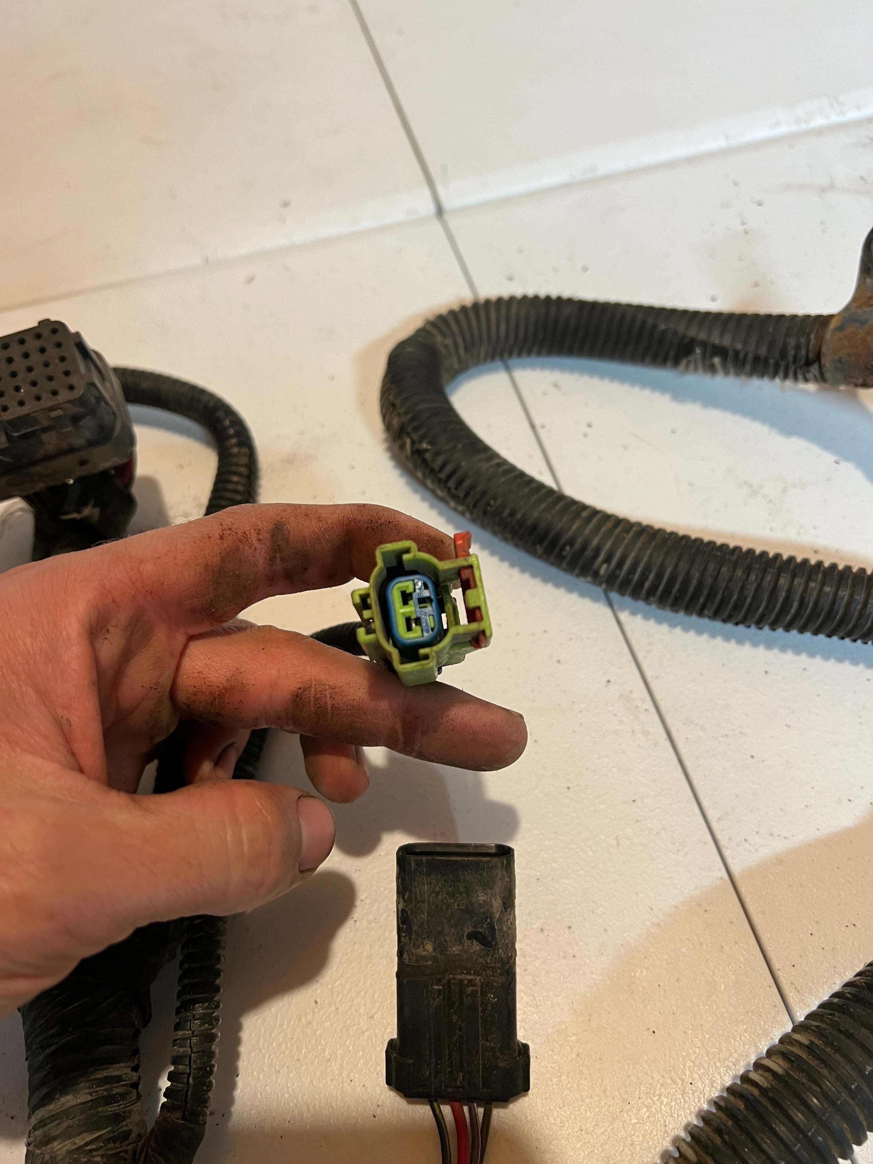 2004-2004 Dodge Ram 2500 3500 5.9L Cummins ECM Wiring Harness