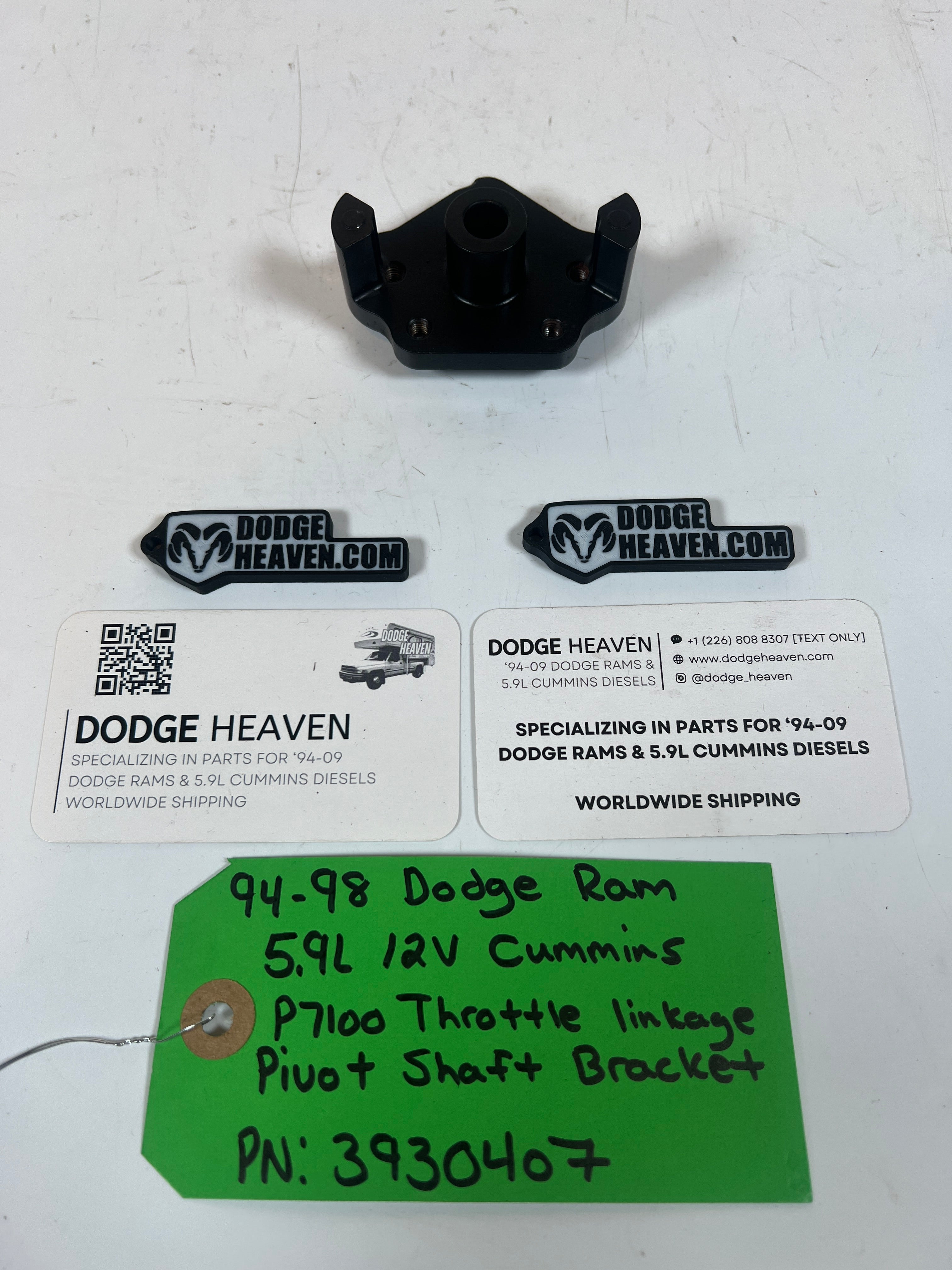 1994-1998 P7100 12 Valve 5.9L Throttle Linkage Pivot Shaft Backet