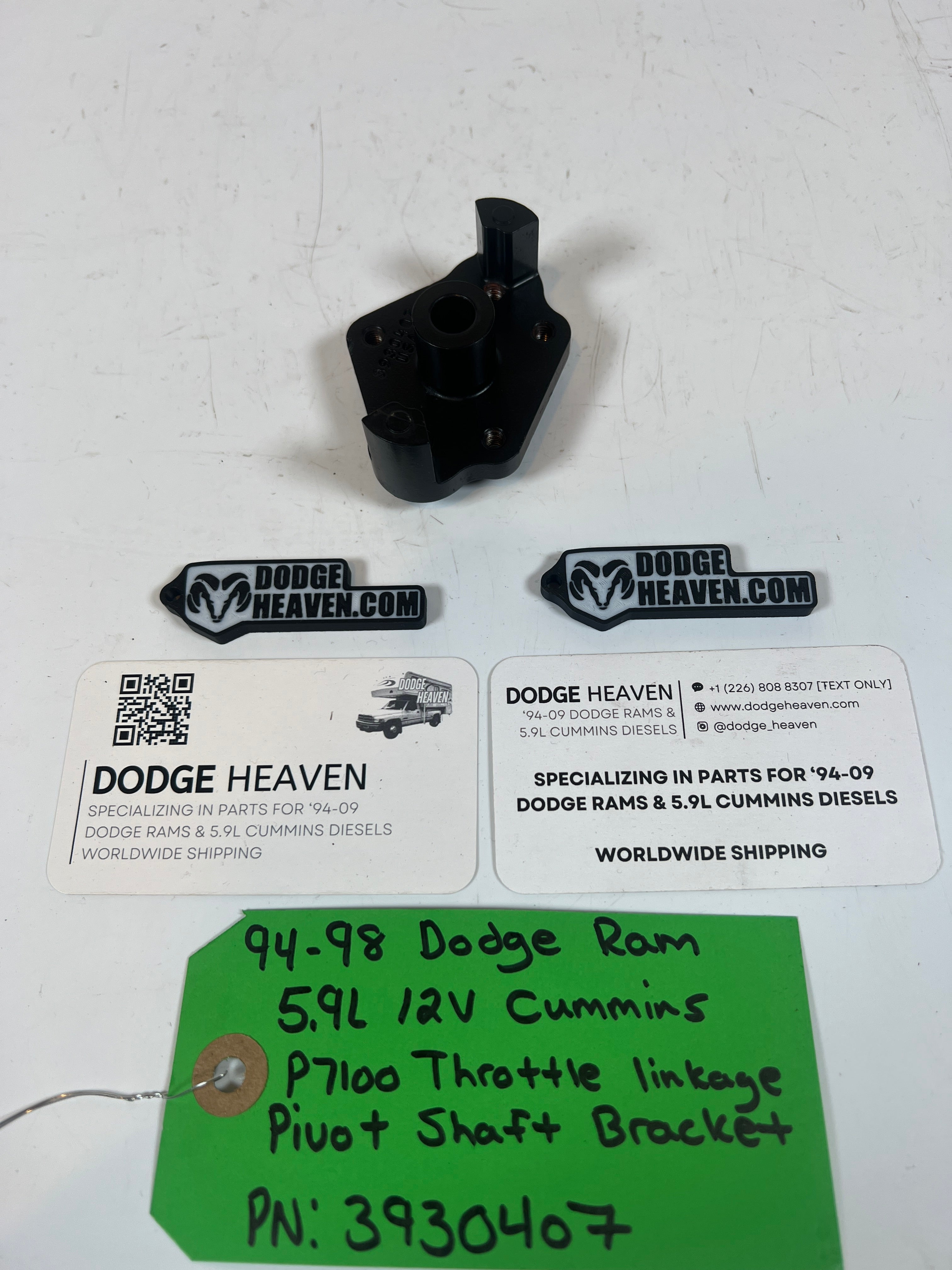 1994-1998 P7100 12 Valve 5.9L Throttle Linkage Pivot Shaft Backet