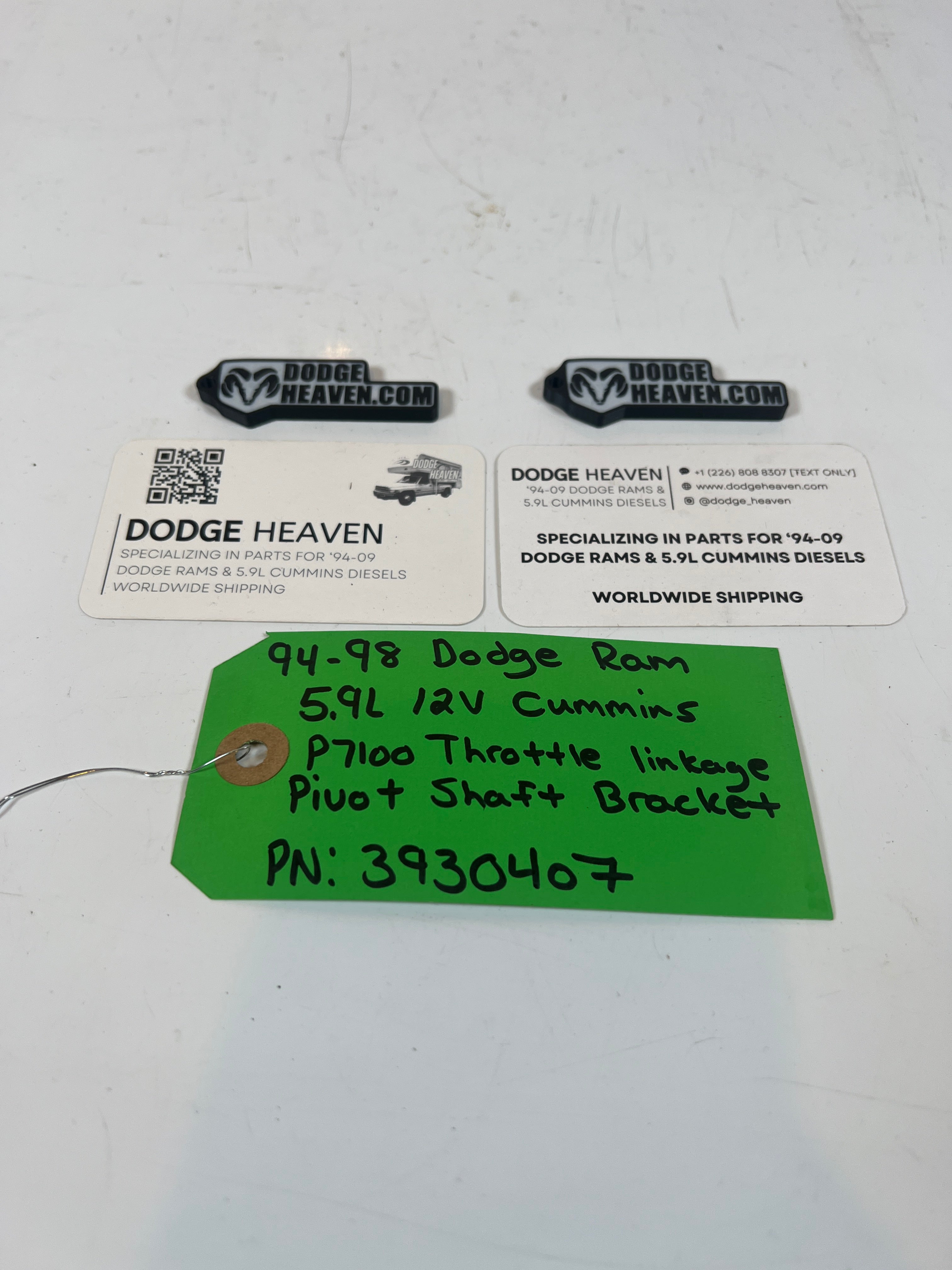 1994-1998 P7100 12 Valve 5.9L Throttle Linkage Pivot Shaft Backet