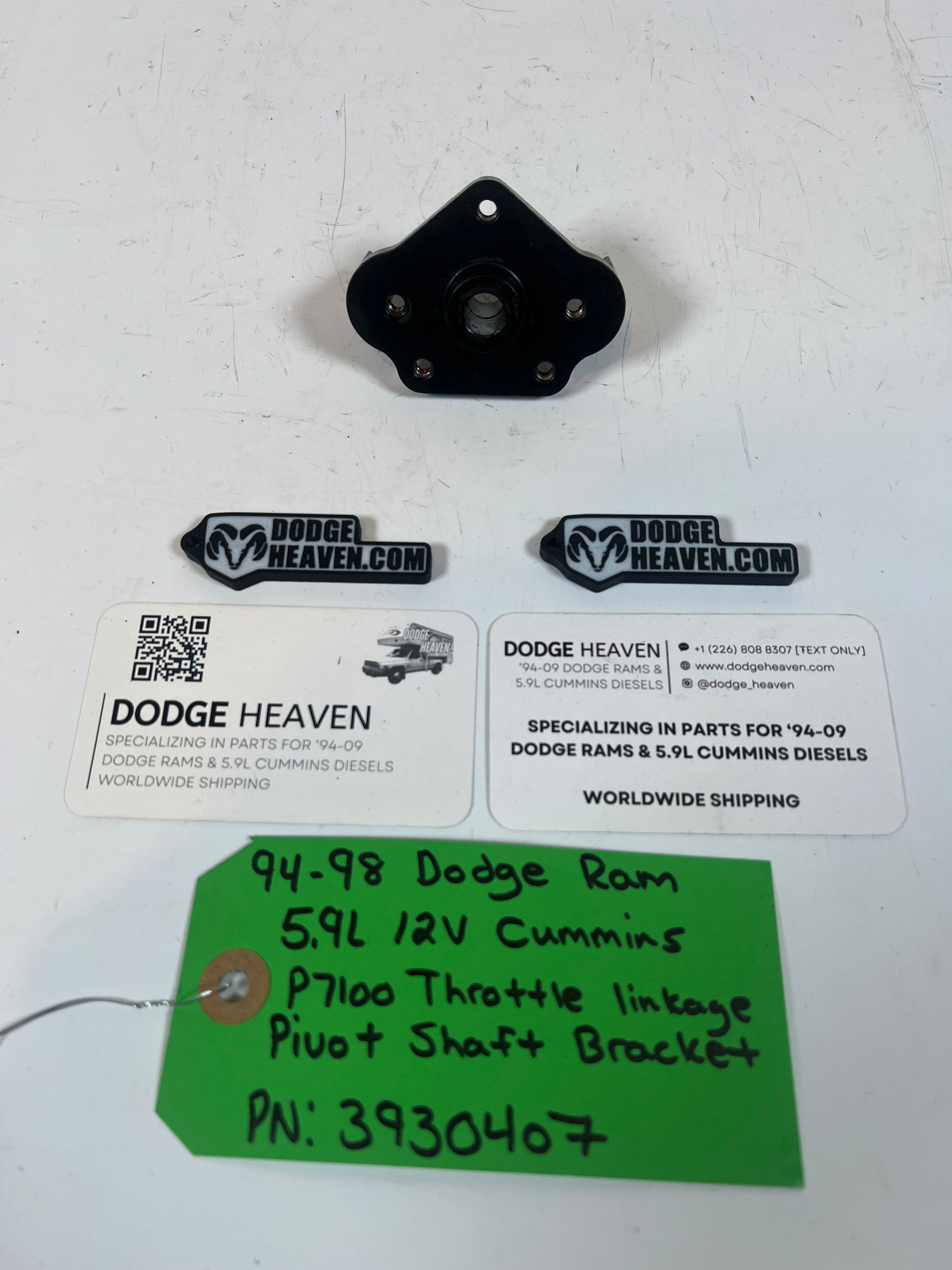 1994-1998 P7100 12 Valve 5.9L Throttle Linkage Pivot Shaft Backet