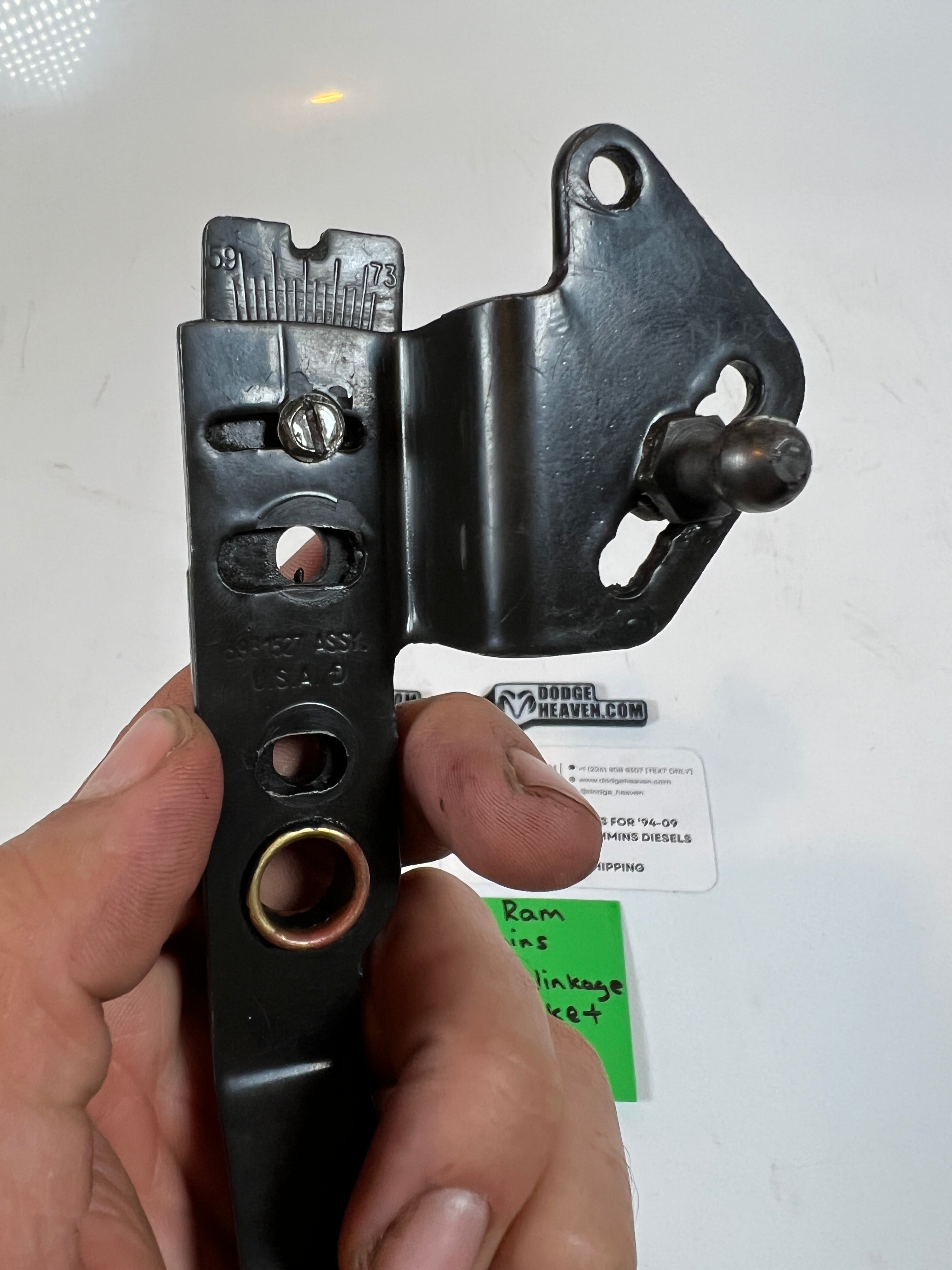 1994-1998 Dodge Ram Cummins P7100 Throttle Linkage Rear Pump Bracket