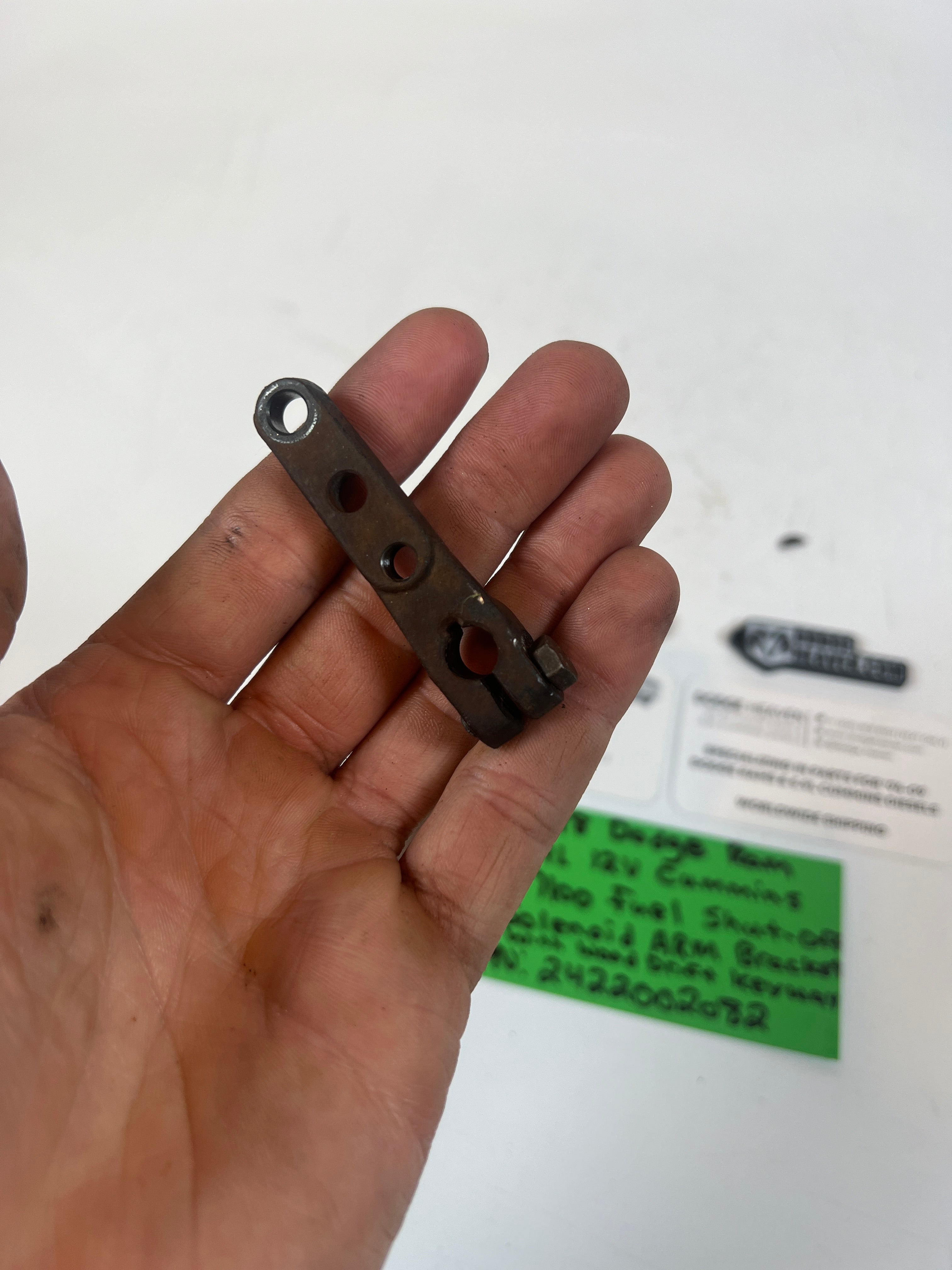 1994-1998 Dodge Ram 12V Cummins P7100 Fuel Shut Off Solenoid Arm bracket