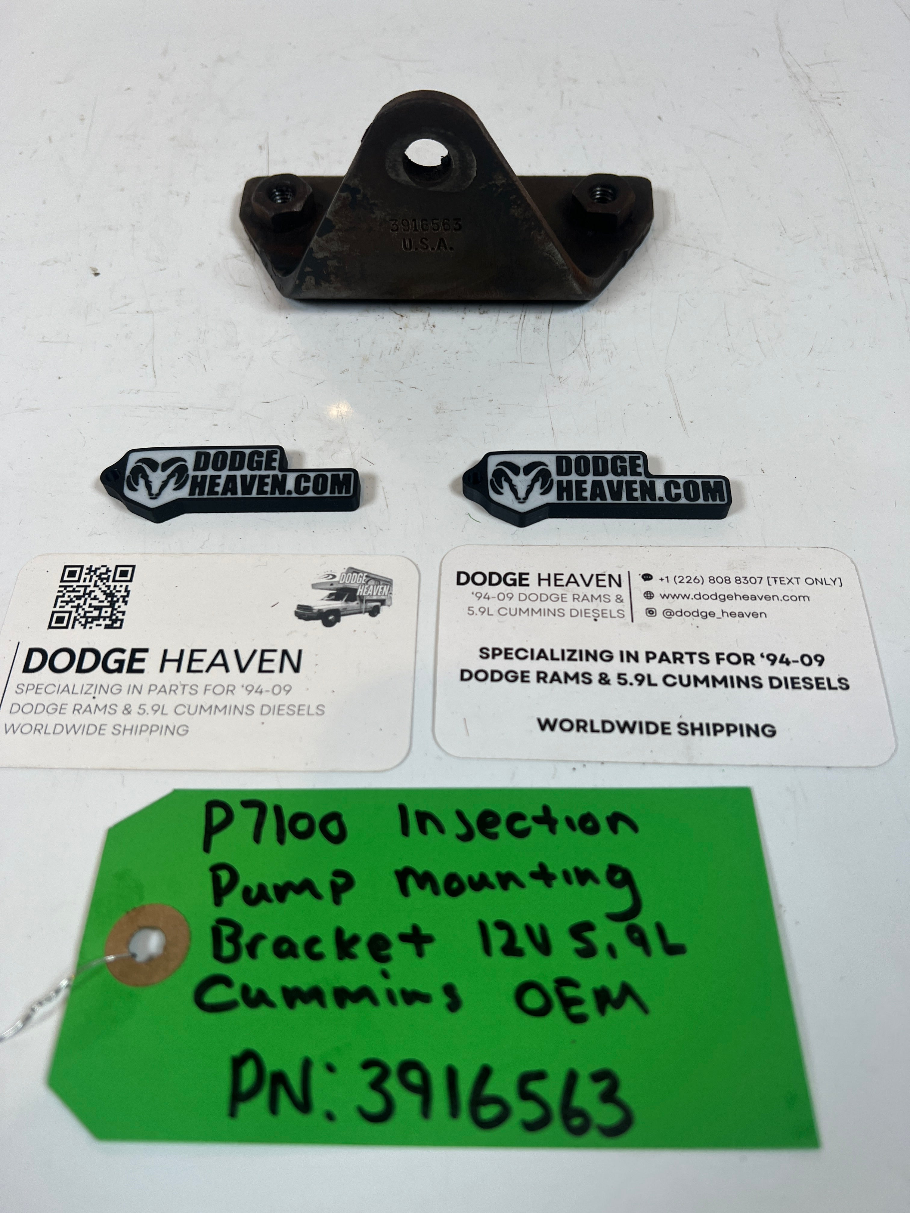 1994-1998 OEM Bosch p7100 P Pump Mounting Bracket 12V 5.9L Cummins