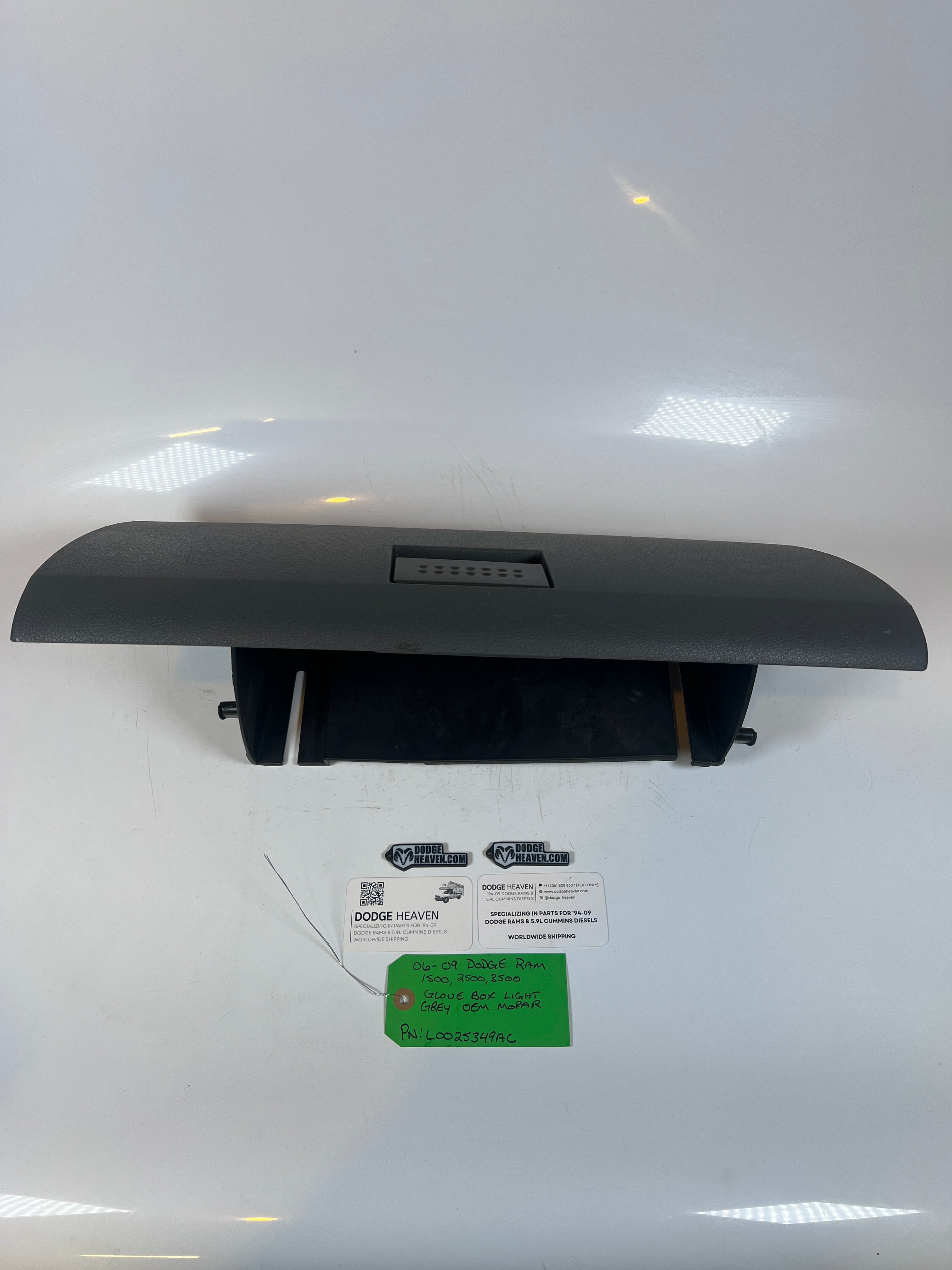 2006-2009 Dodge Ram 1500-3500 Glove Box Light Grey