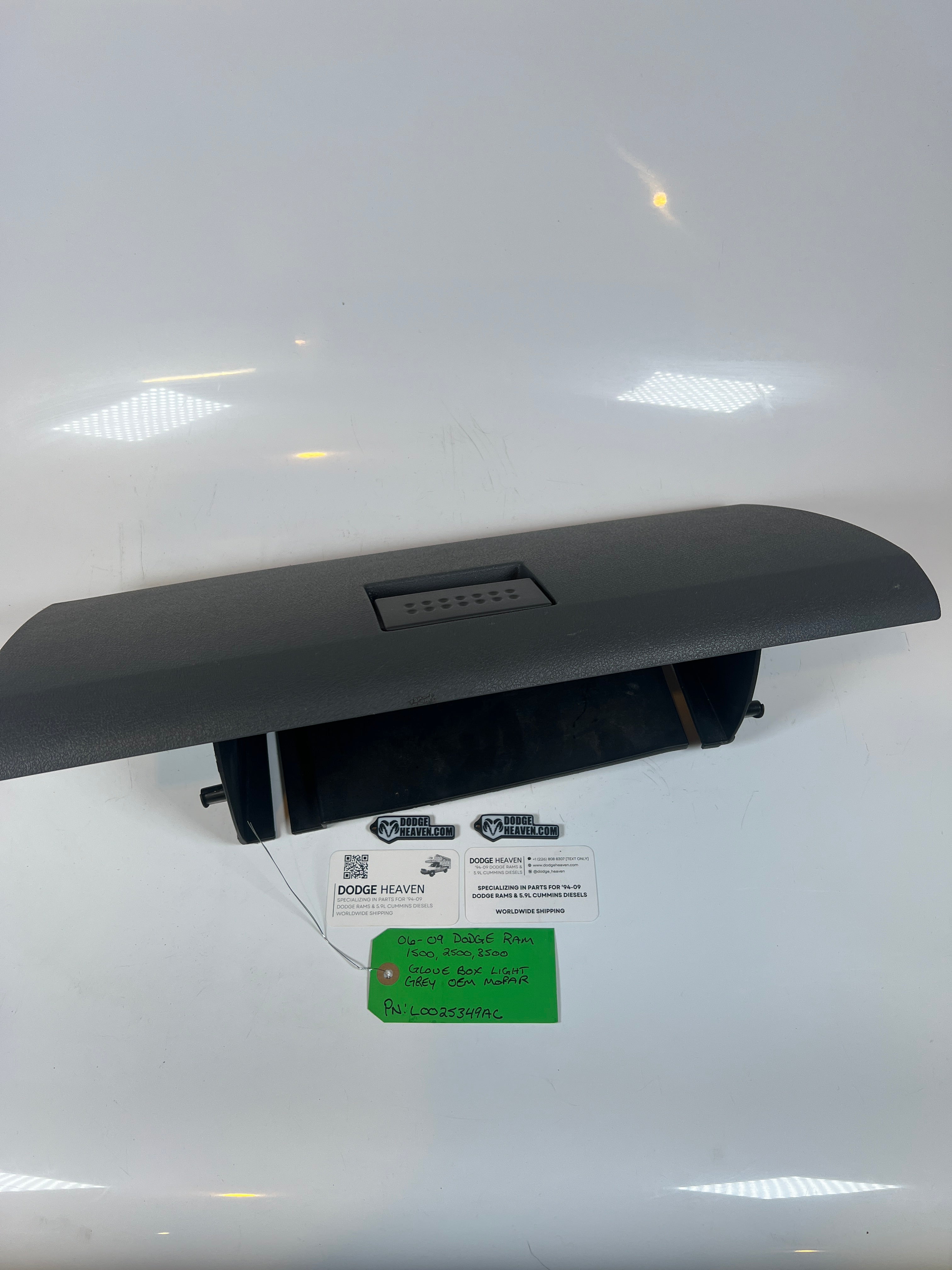 2006-2009 Dodge Ram 1500-3500 Glove Box Light Grey