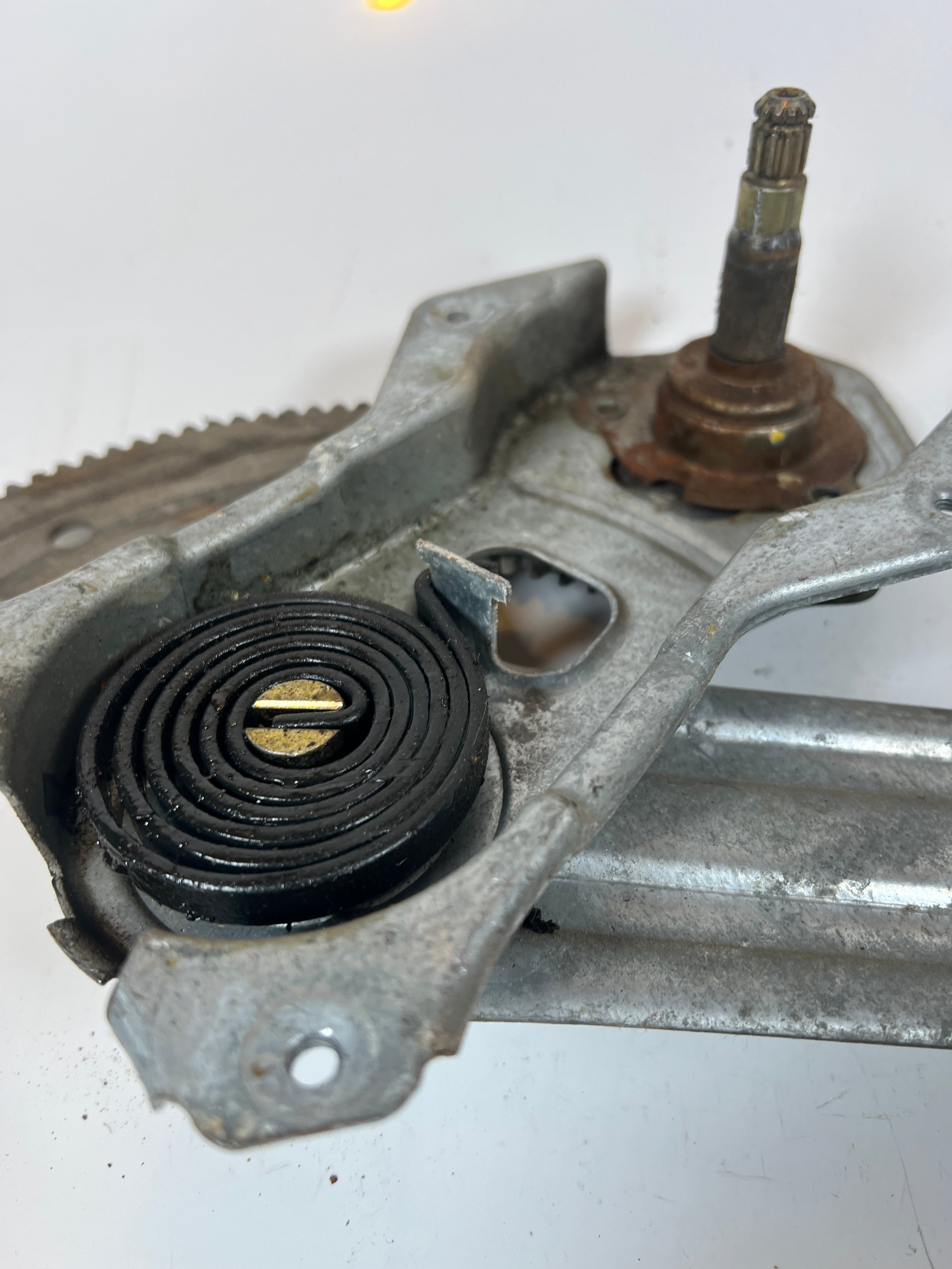 2002-2009 Dodge Ram 1500-3500 manual Window Regulator Rear Passenger RH