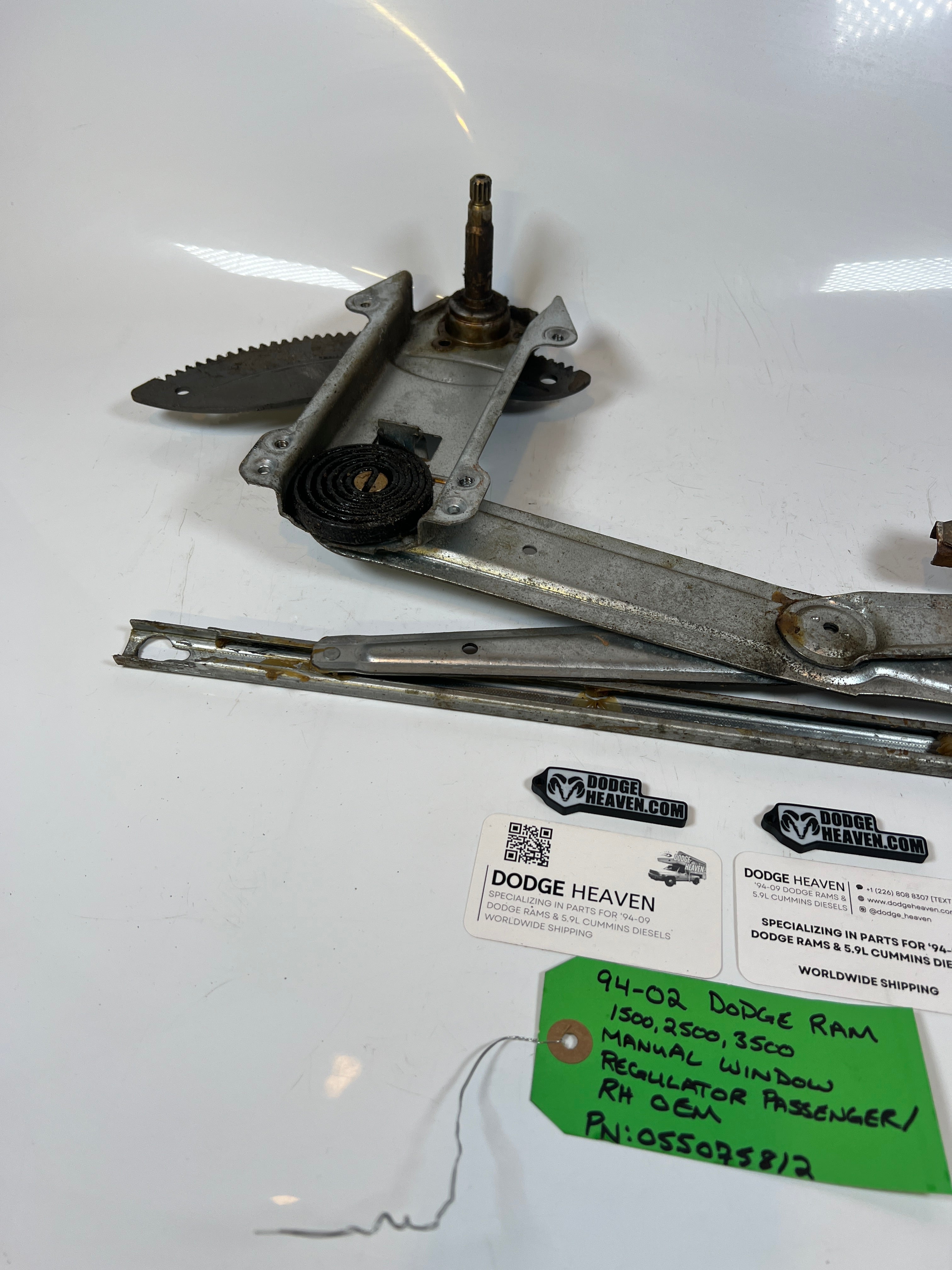 1994-2002 Dodge Ram 1500-3500 Manual Window Regulator Assembly Passenger RH