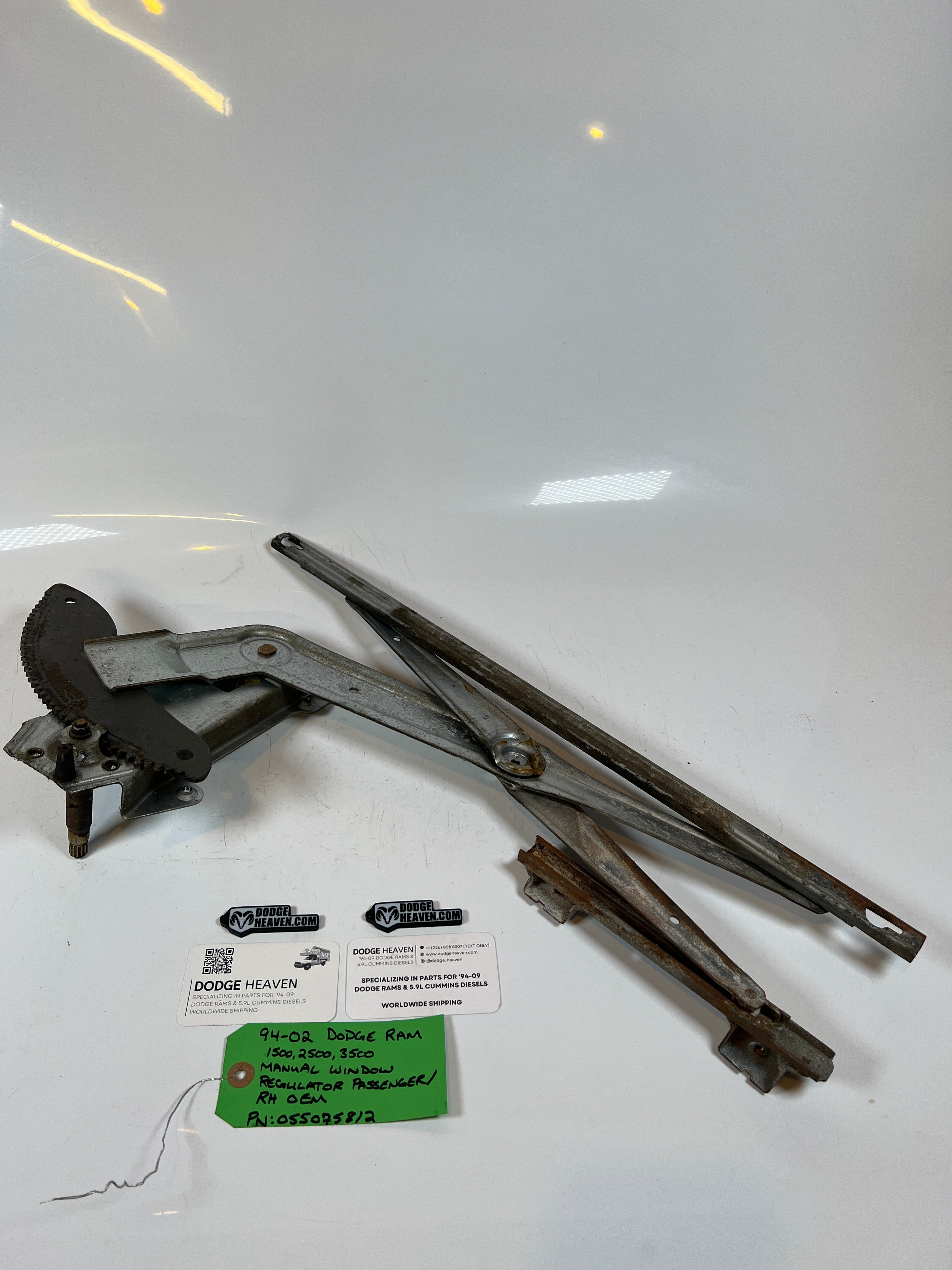 1994-2002 Dodge Ram 1500-3500 Manual Window Regulator Assembly Passenger RH