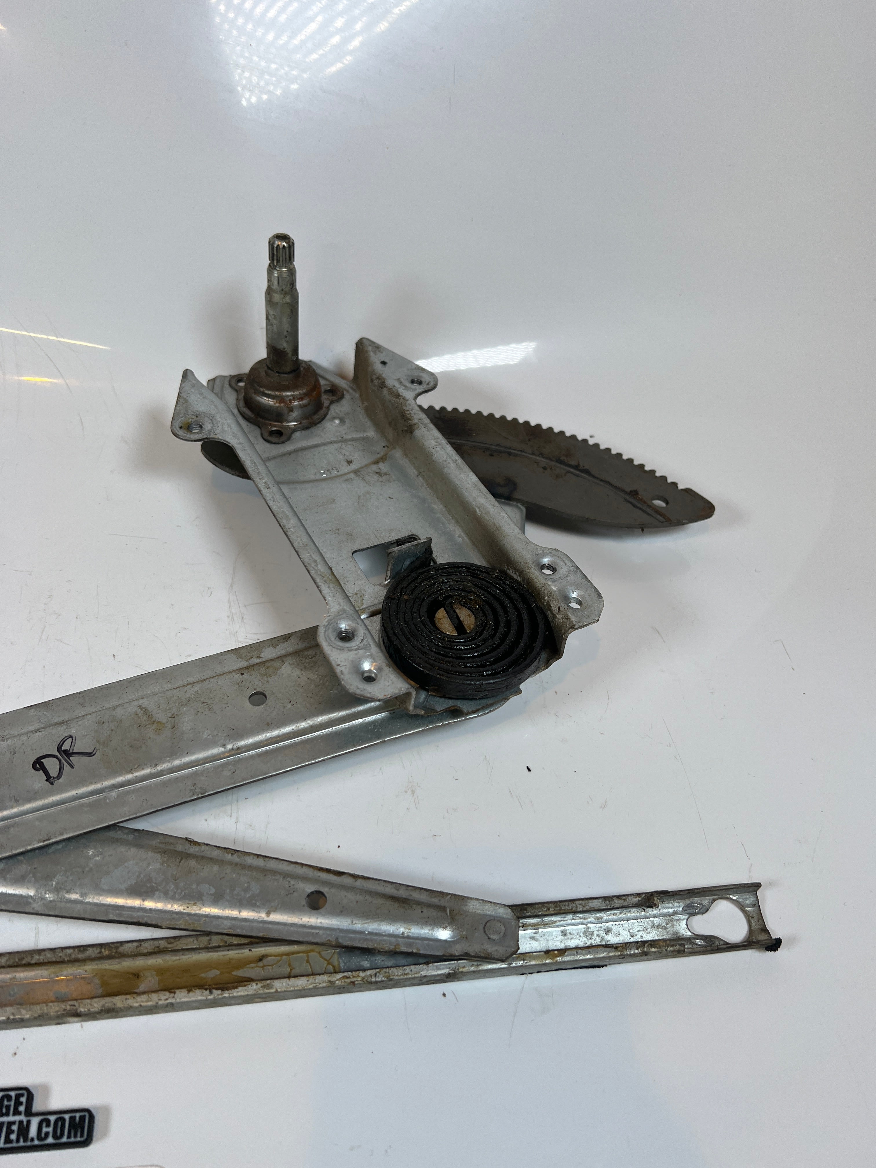 1994-2002 Dodge Ram 1500-3500 Manual Window Regulator Assembly Driver LH