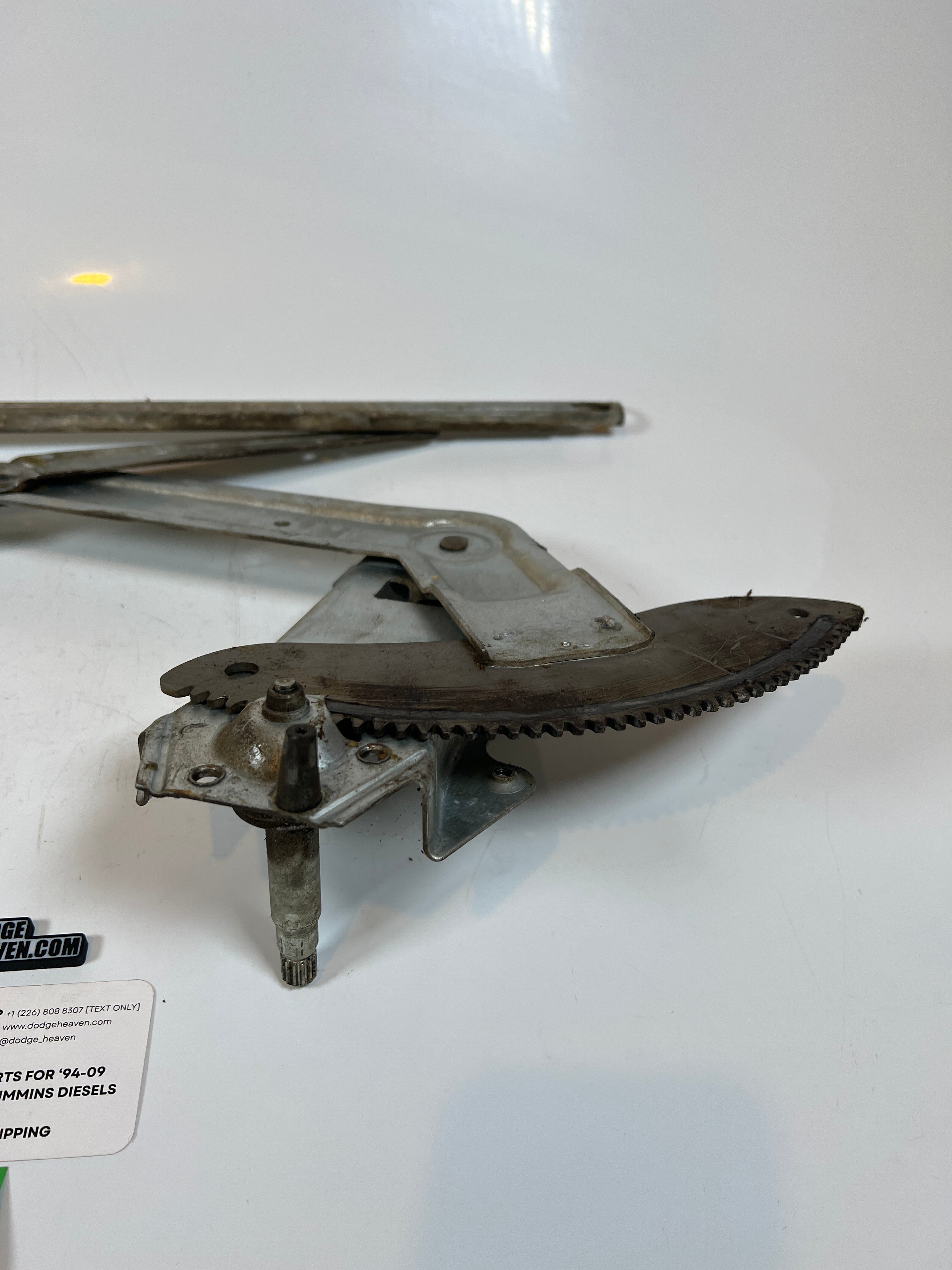 1994-2002 Dodge Ram 1500-3500 Manual Window Regulator Assembly Driver LH