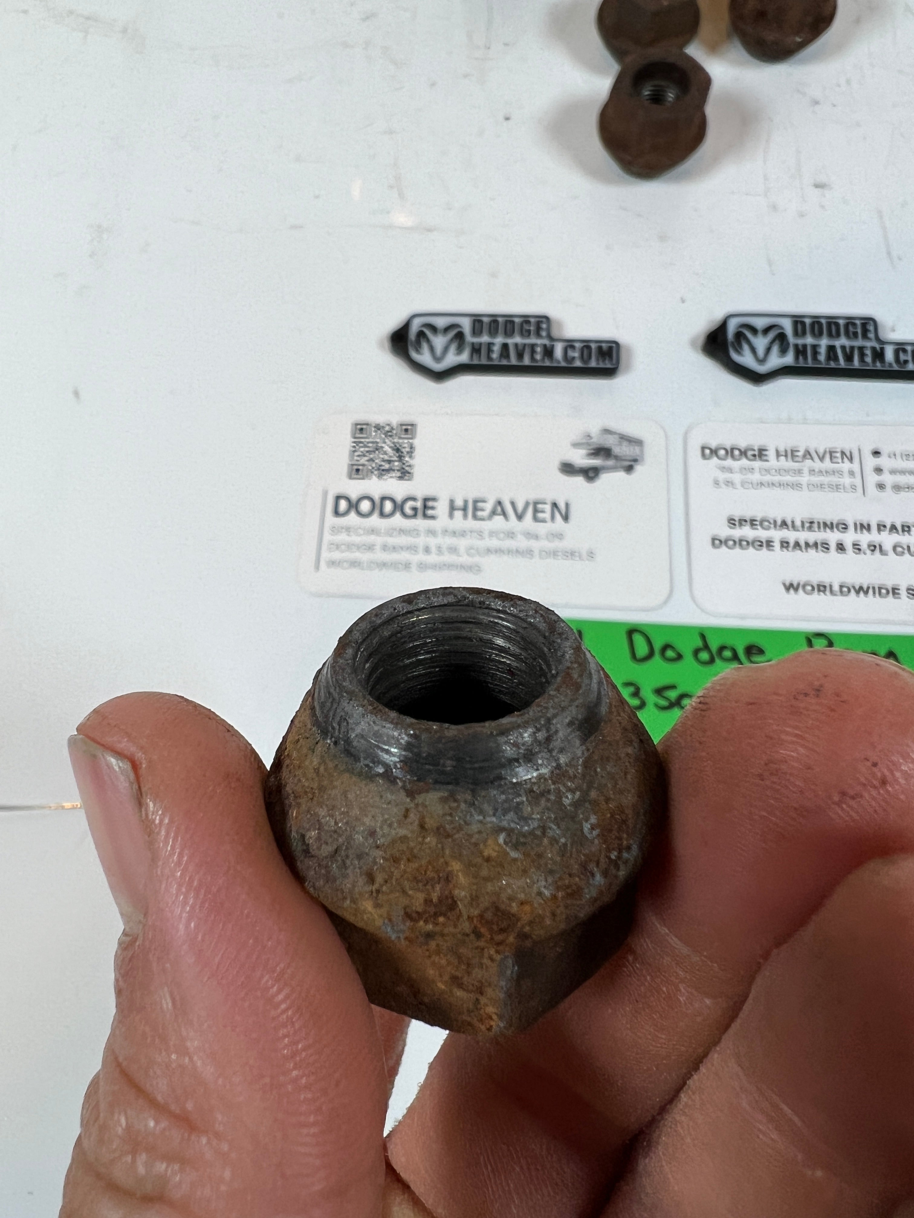 1994-2011 Dodge Ram 2500 3500 SRW Acorn Style Lug Nuts 9/16-18 QTY 8