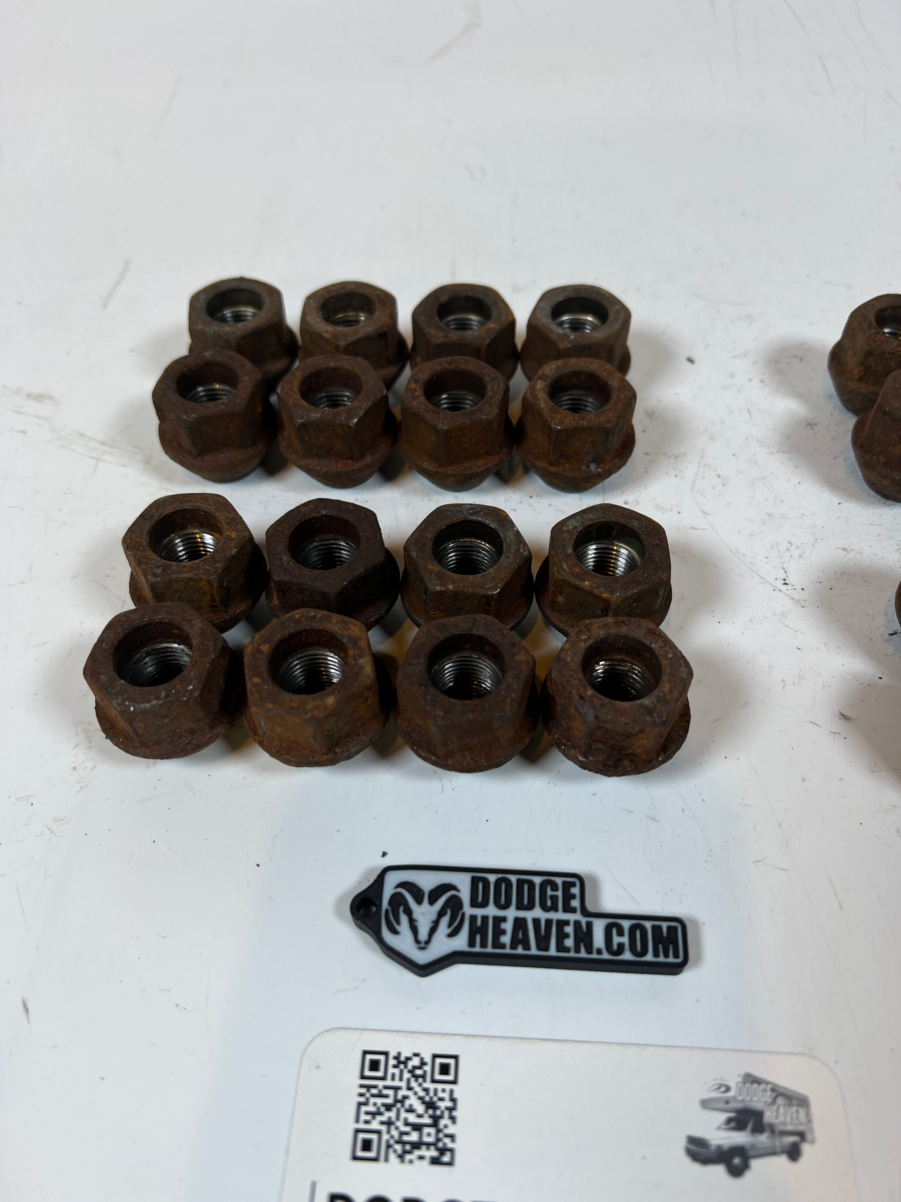 1994-2011 Dodge Ram 2500 3500 SRW Acorn Style Lug Nuts 9/16-18 QTY 32
