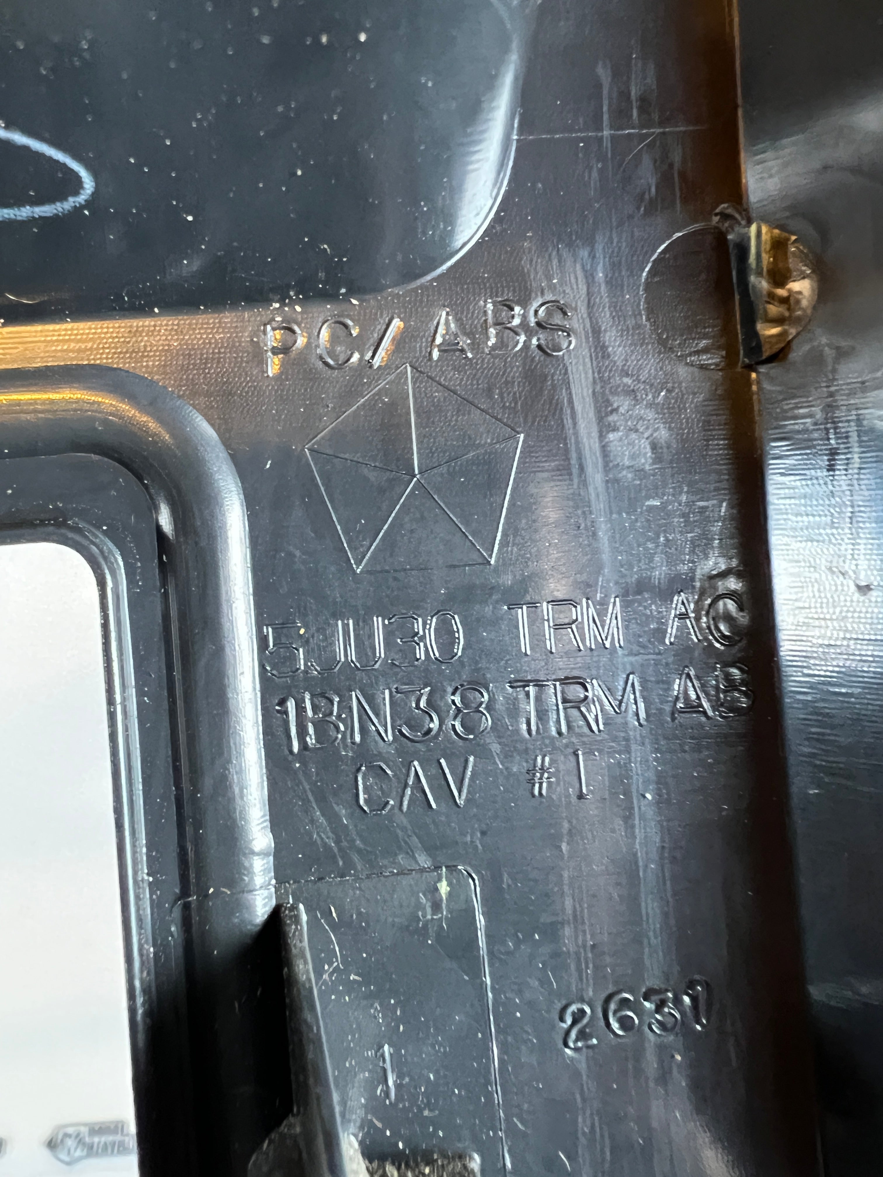 2006-2009 Dodge Ram 1500-3500 Laramie Wood Grain Center Dash Bezel