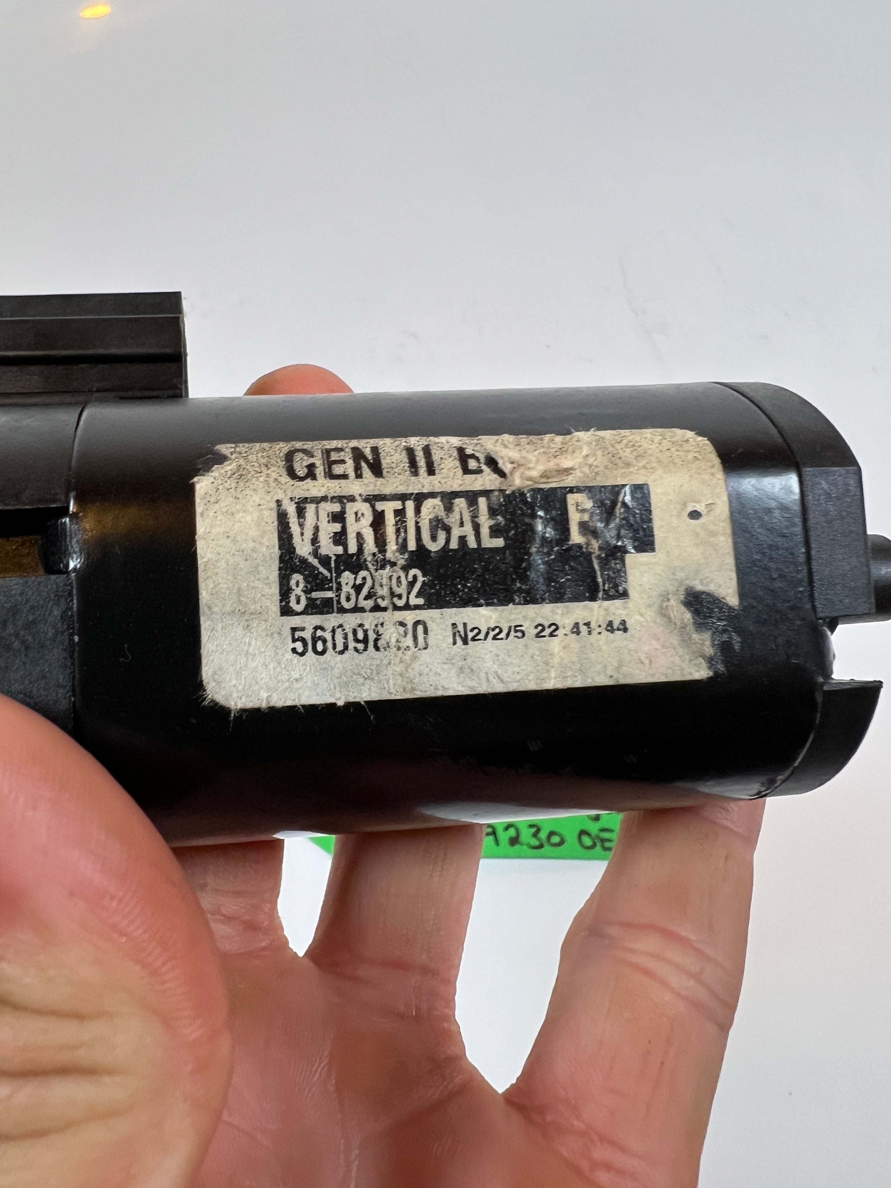 2002-2009 Dodge Ram 1500-3500 Vertical Seat Motor Rear Facing W/O Worm Gear