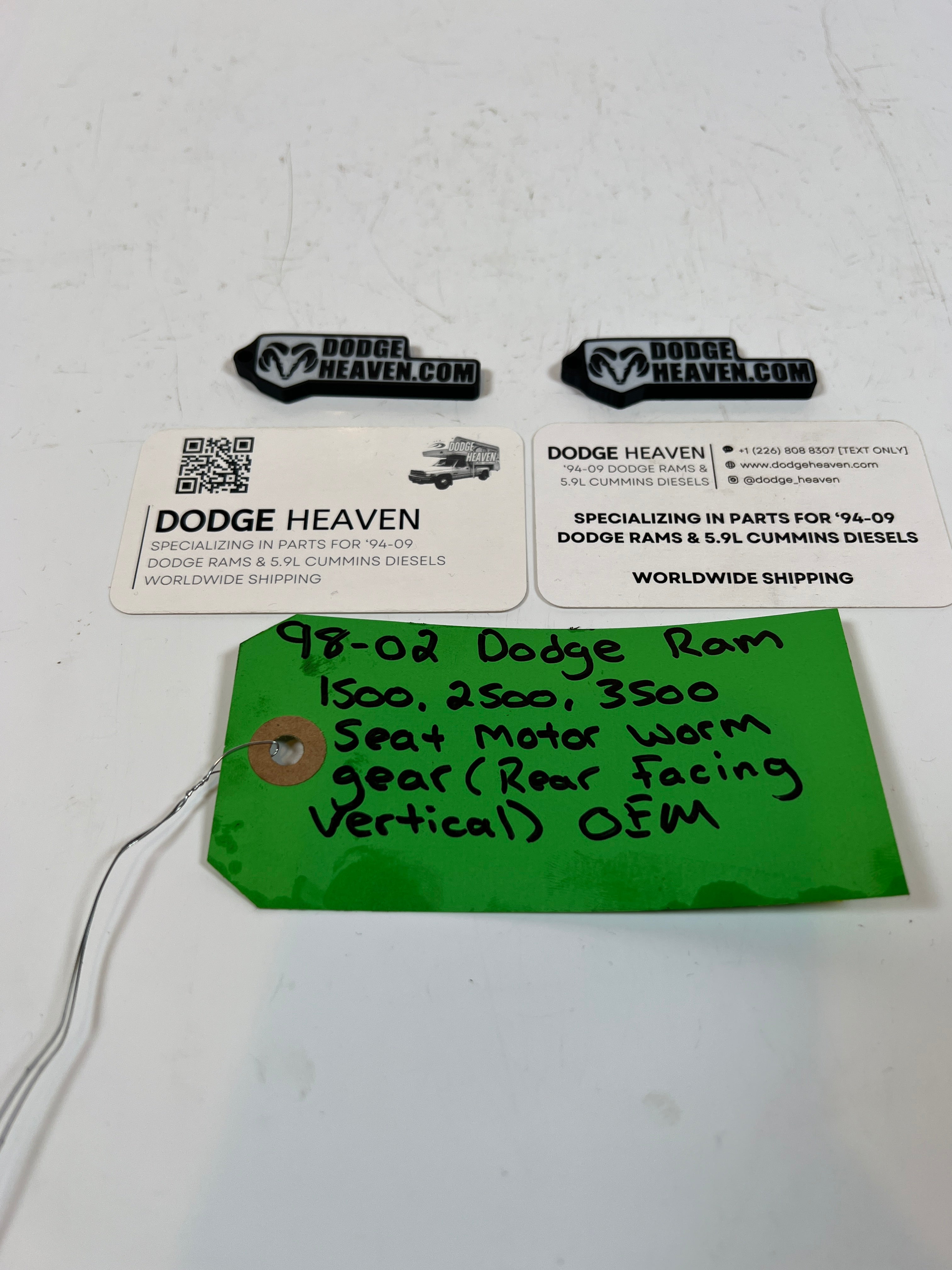 1998-2002 Dodge Ram 1500-3500 Vertical Seat Motor Worm Gear (Rear Facing)