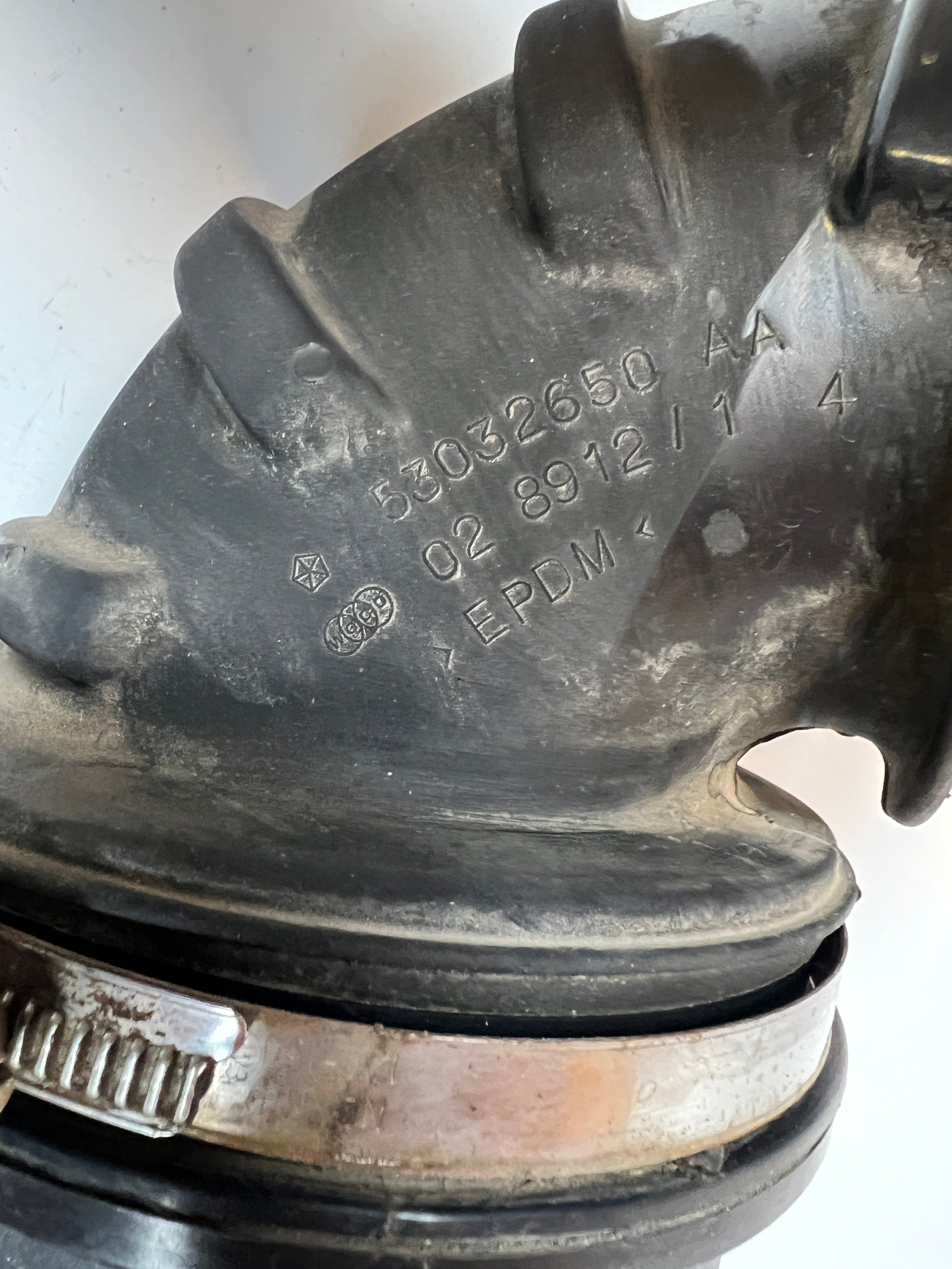 2003-2007 Dodge Ram 2500 3500 Cummins Air Intake Duct / Tube Assembly