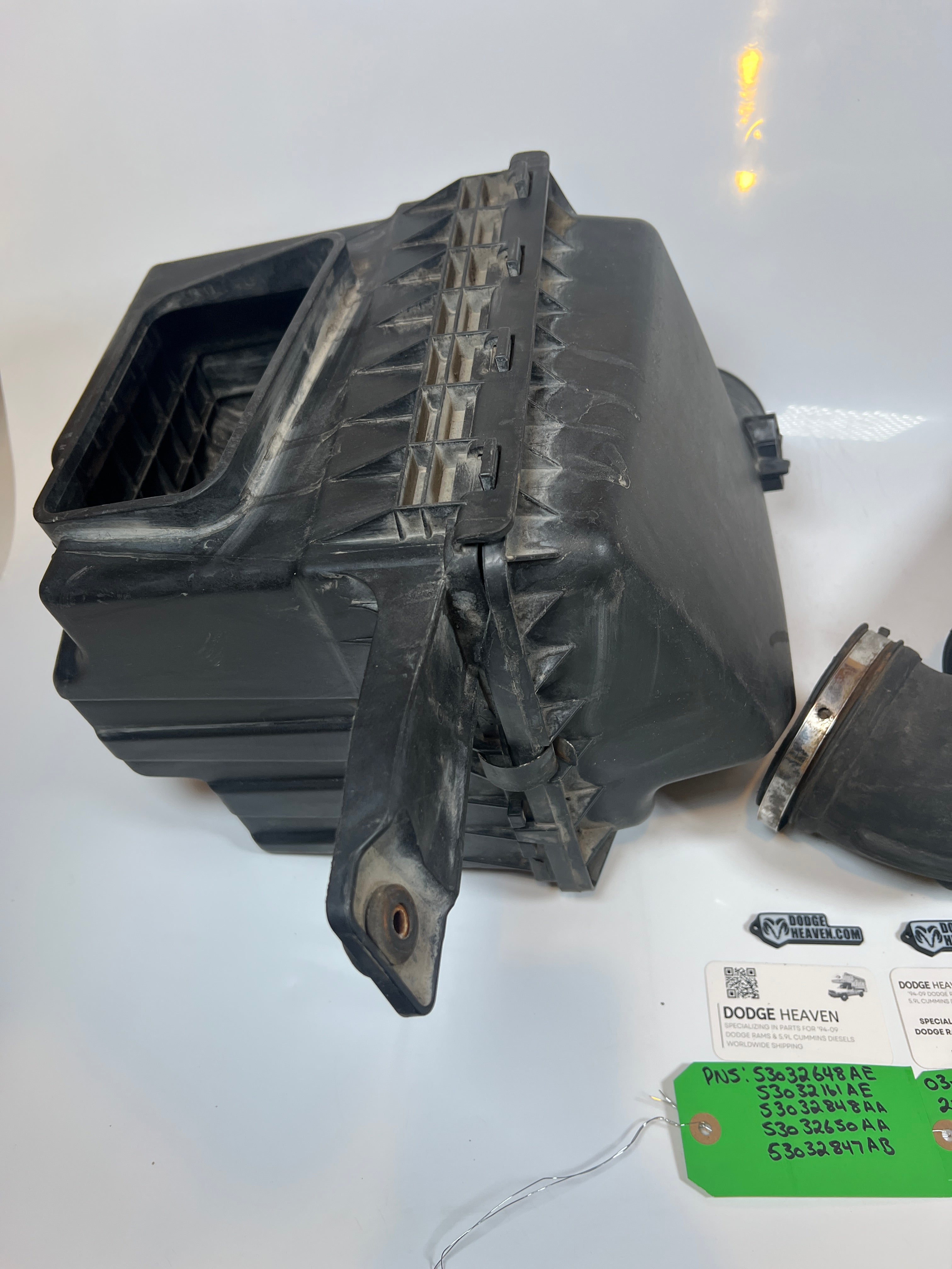 2003-2007 Dodge Ram 5.9L Cummins Air Filter box & Intake Tube Assembly