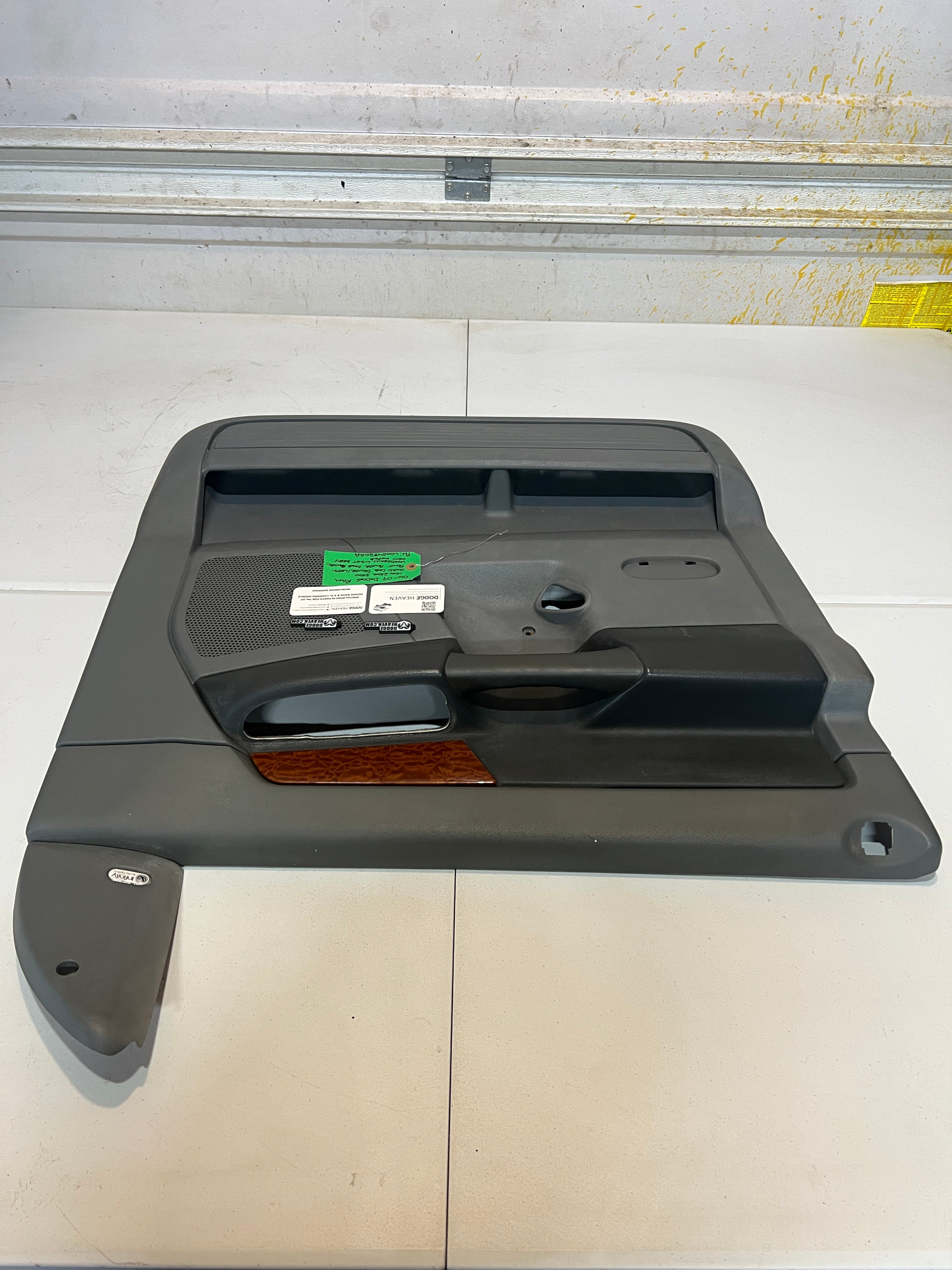 2006-2009 Dodge Ram 1500-3500 Driver Quad Cab Wood Grain Laramie Door Panel