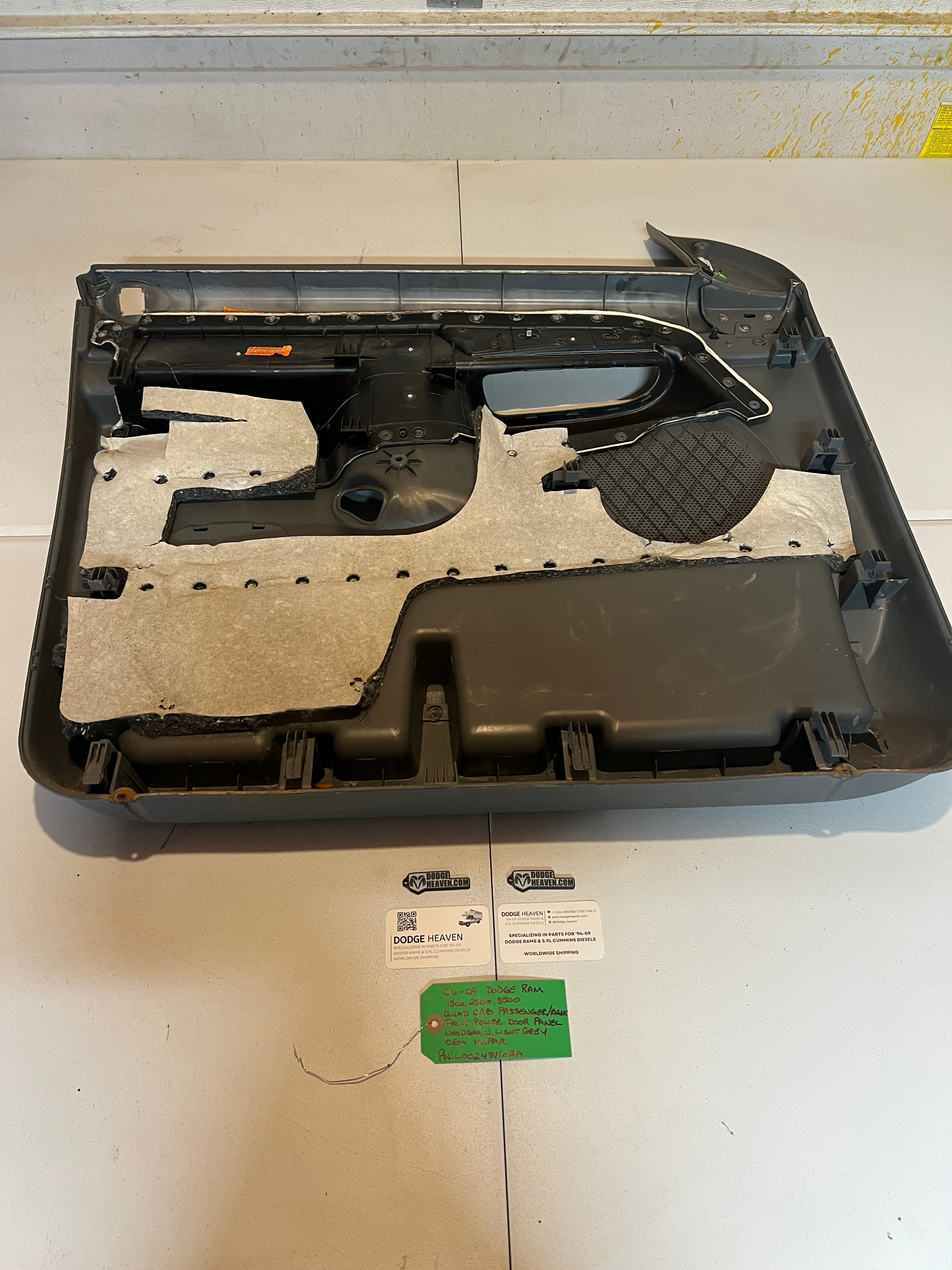 2006-2009 Dodge Ram 1500-3500 Pass Rh Quad Cab Wood Grain Laramie Door Panel