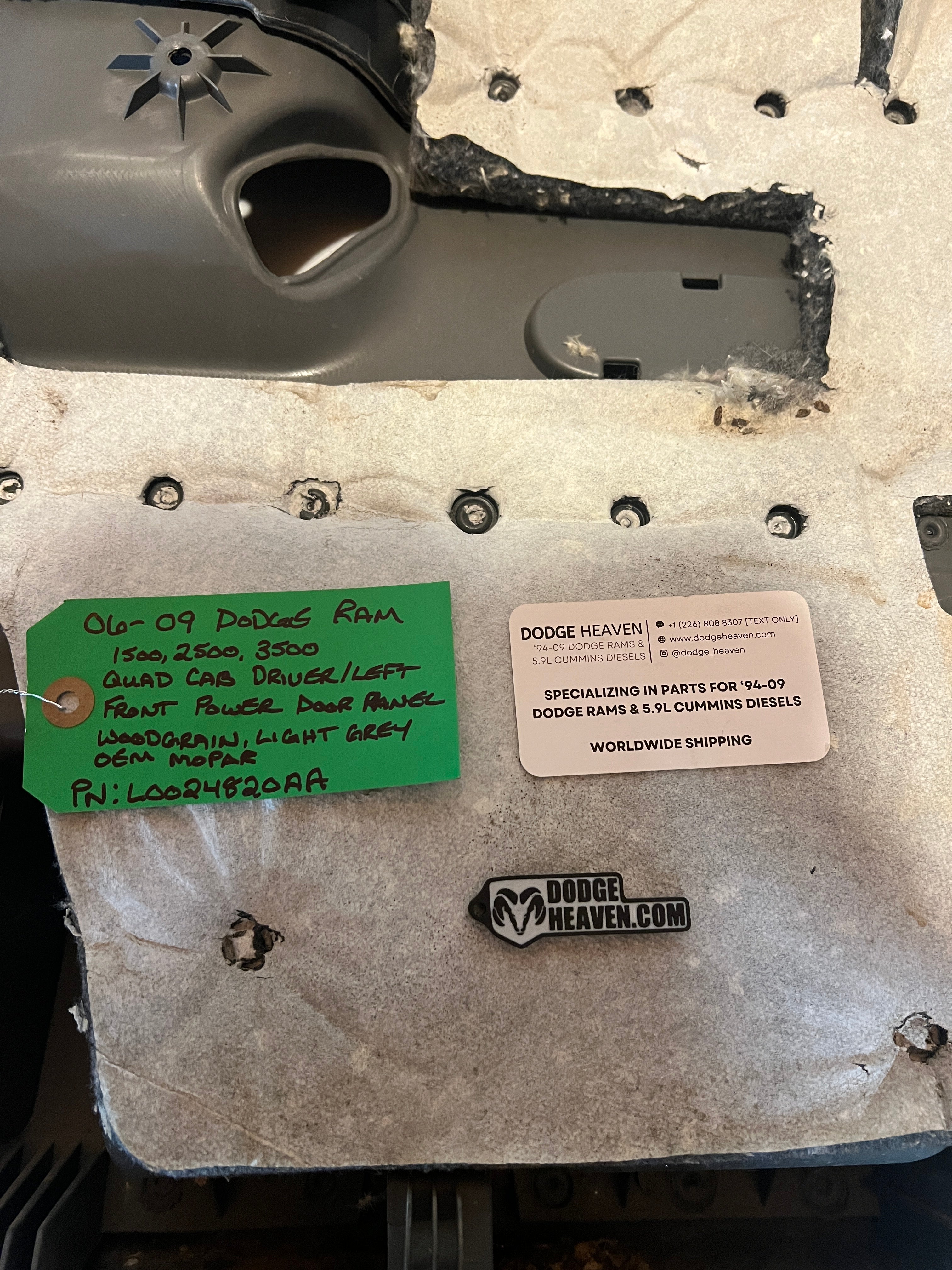 2006-2009 Dodge Ram 1500-3500 Pass Rh Quad Cab Wood Grain Laramie Door Panel