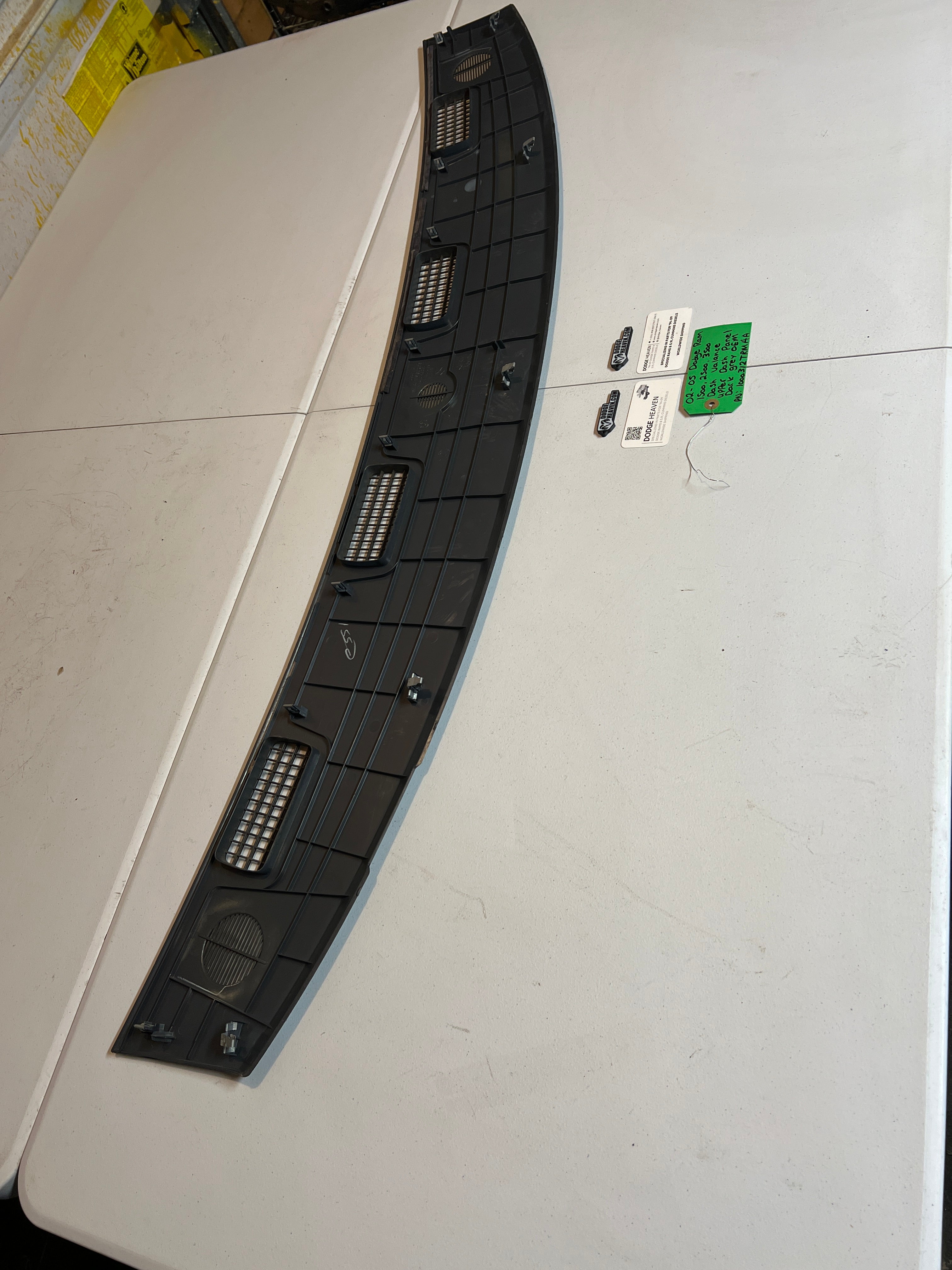 2002-2005 Dodge Ram 1500-3500 Upper Dash Pad / Dash Cowl