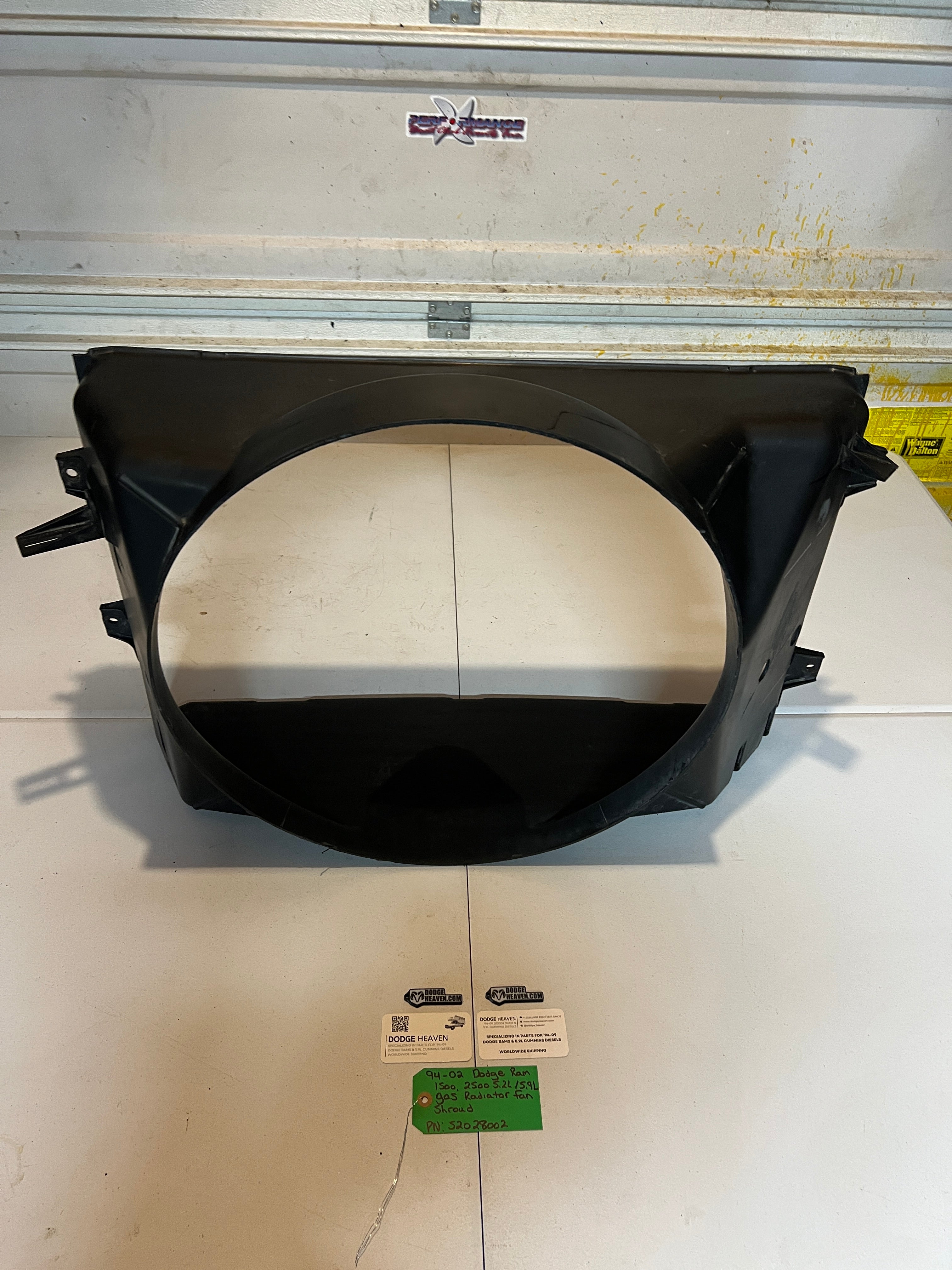 1994-2002 Dodge Ram 1500 2500 5.2L / 5.9L Gas Radiator fan Shroud