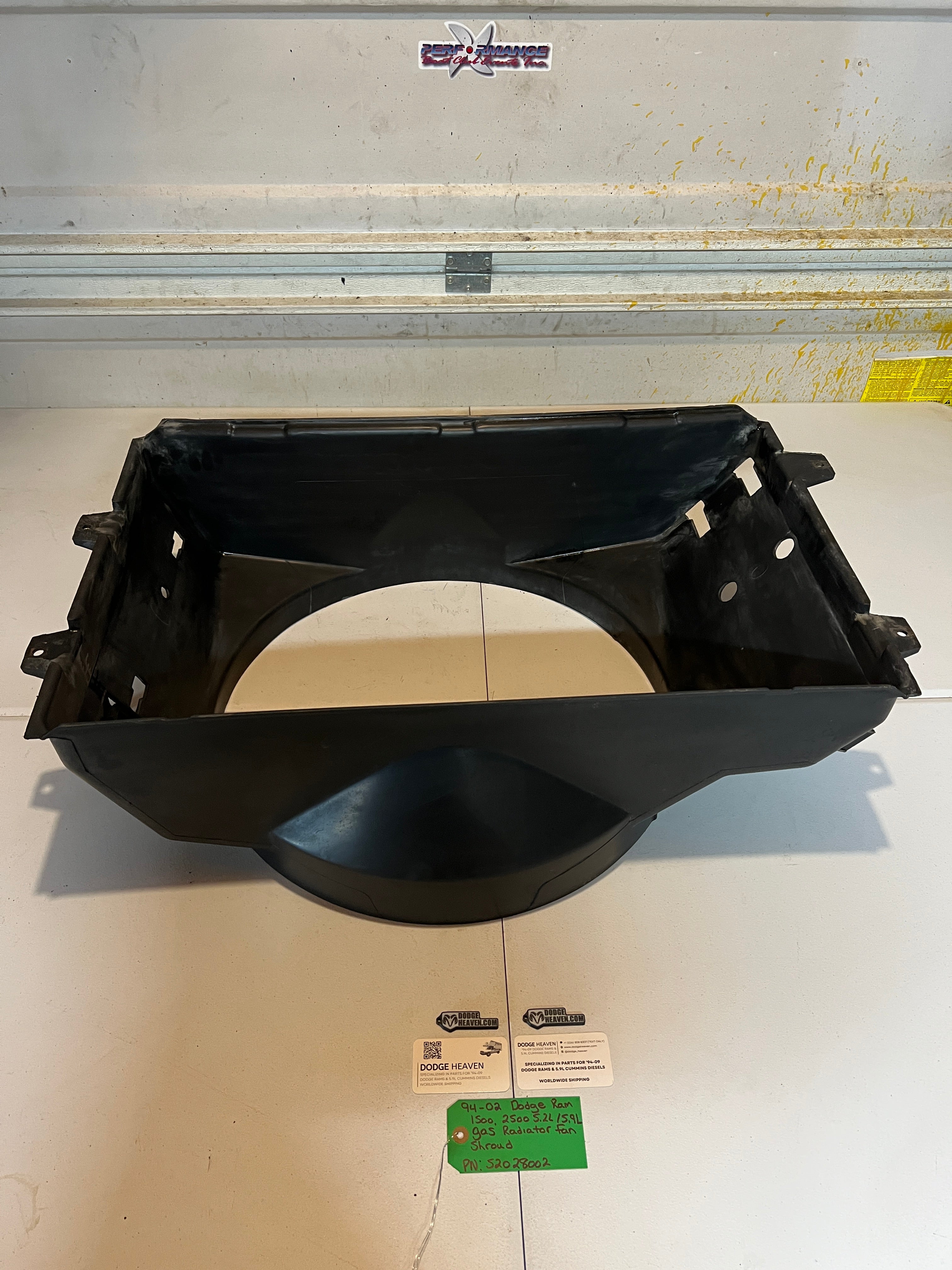 1994-2002 Dodge Ram 1500 2500 5.2L / 5.9L Gas Radiator fan Shroud