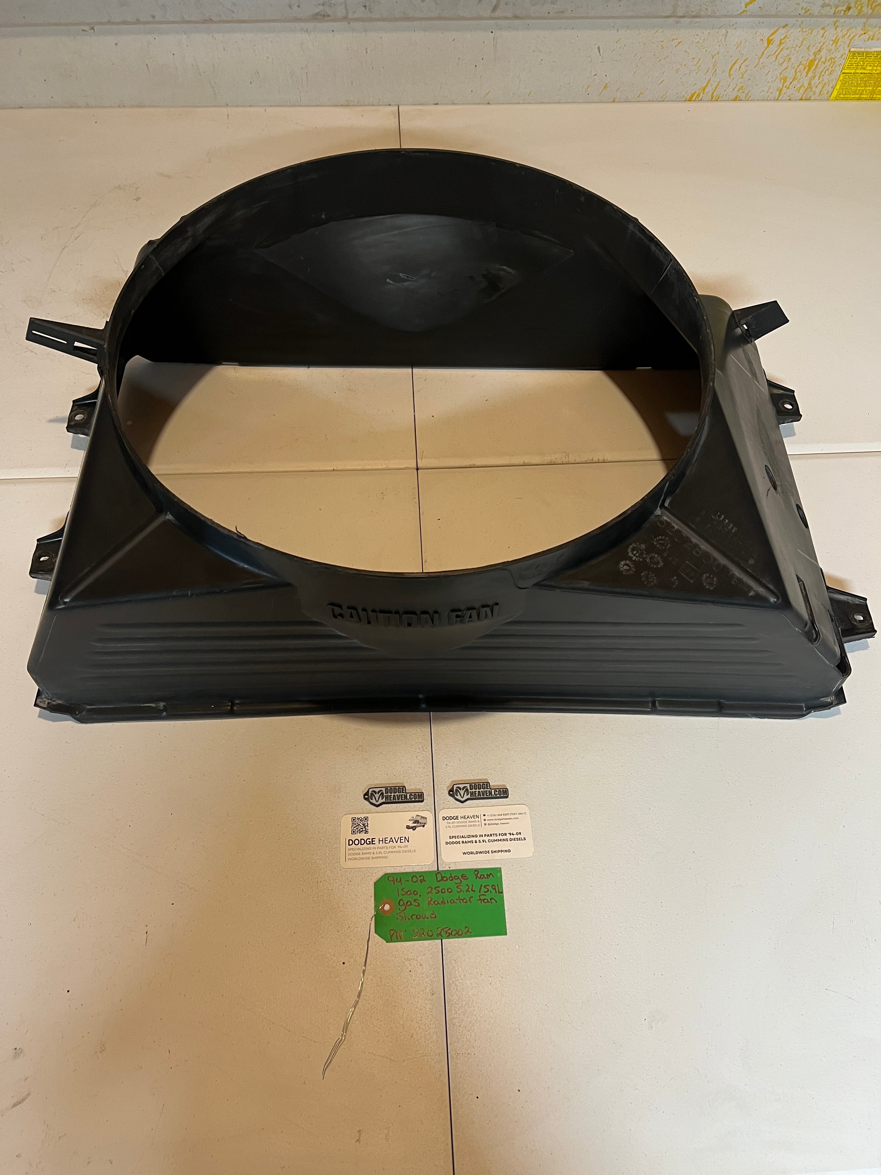 1994-2002 Dodge Ram 1500 2500 5.2L / 5.9L Gas Radiator fan Shroud