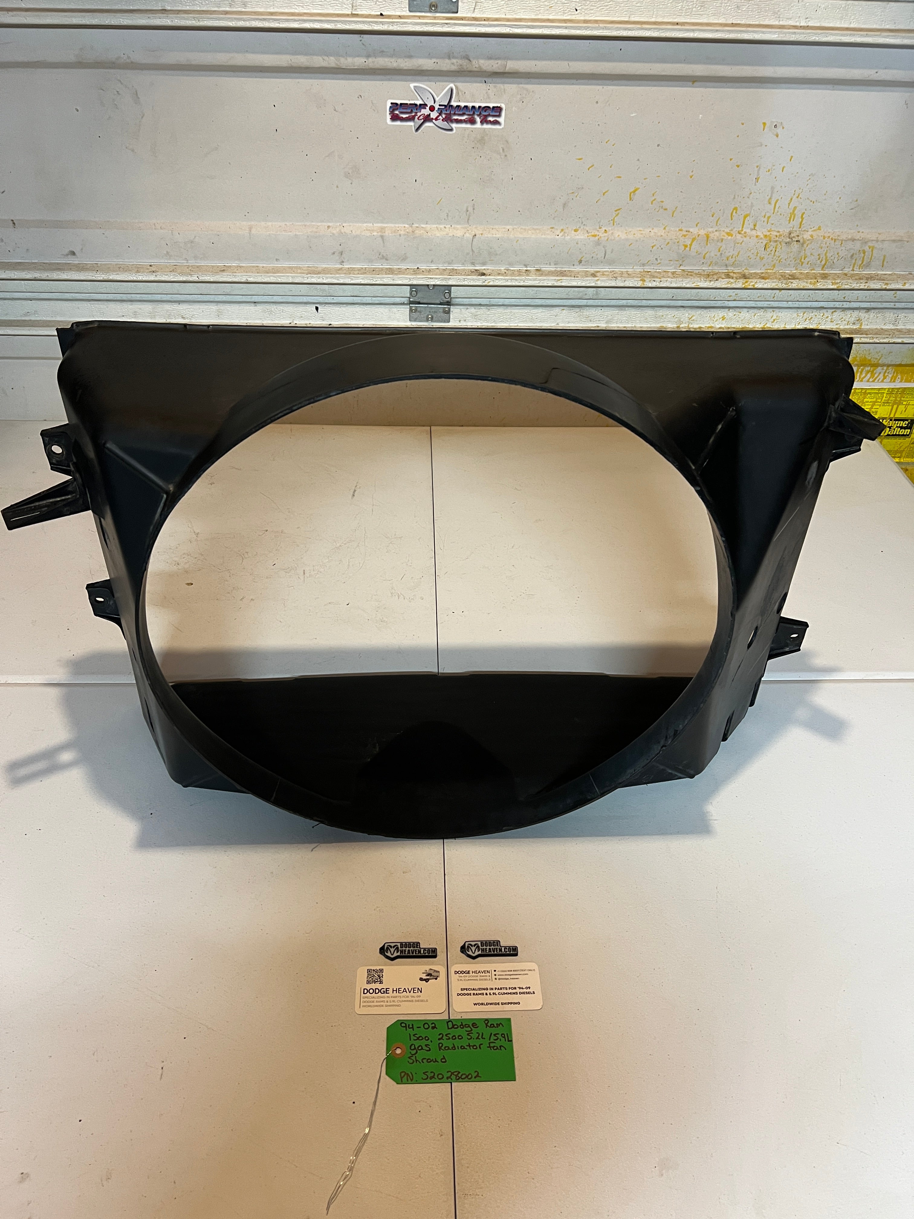 1994-2002 Dodge Ram 1500 2500 5.2L / 5.9L Gas Radiator fan Shroud