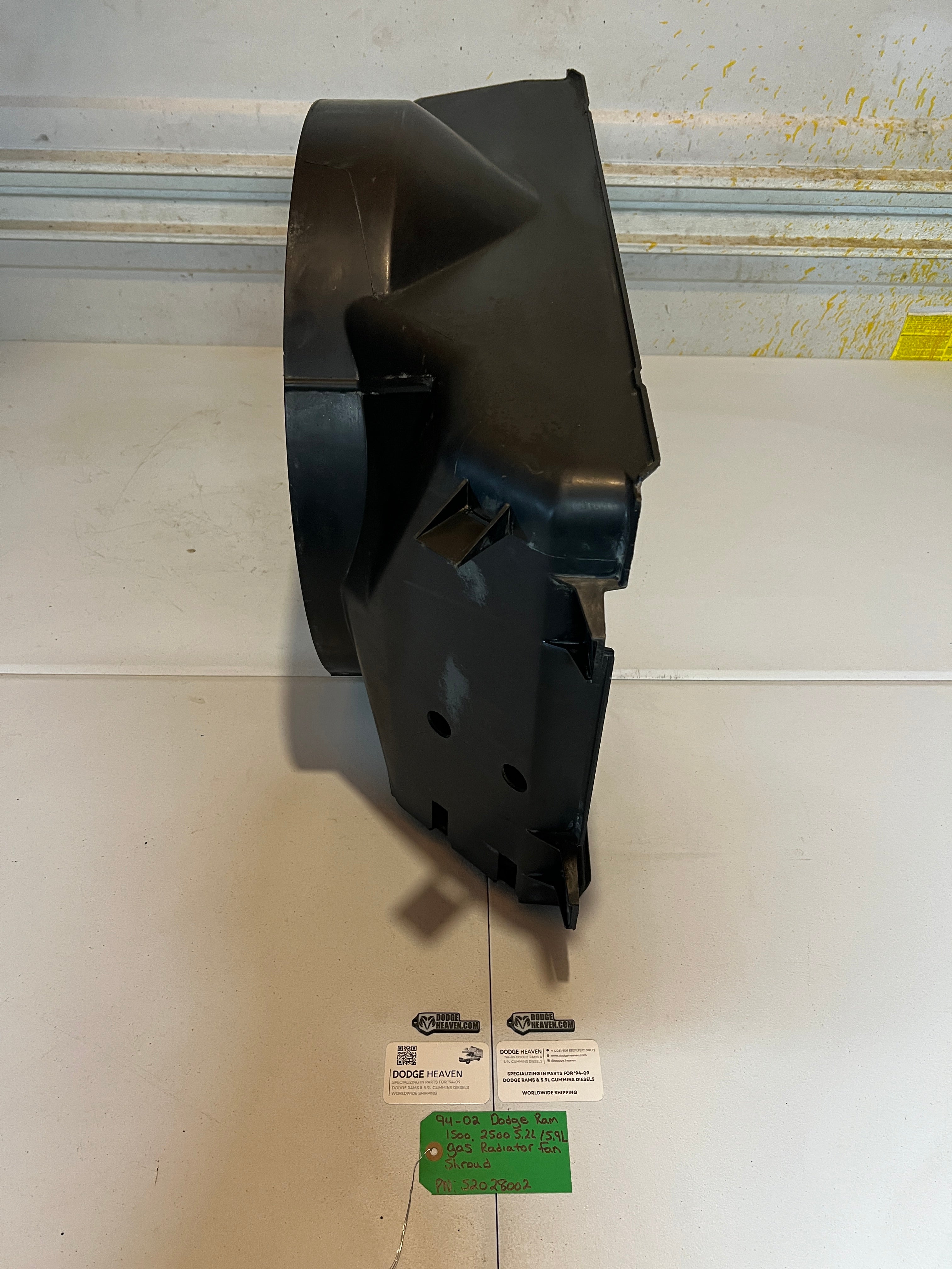 1994-2002 Dodge Ram 1500 2500 5.2L / 5.9L Gas Radiator fan Shroud