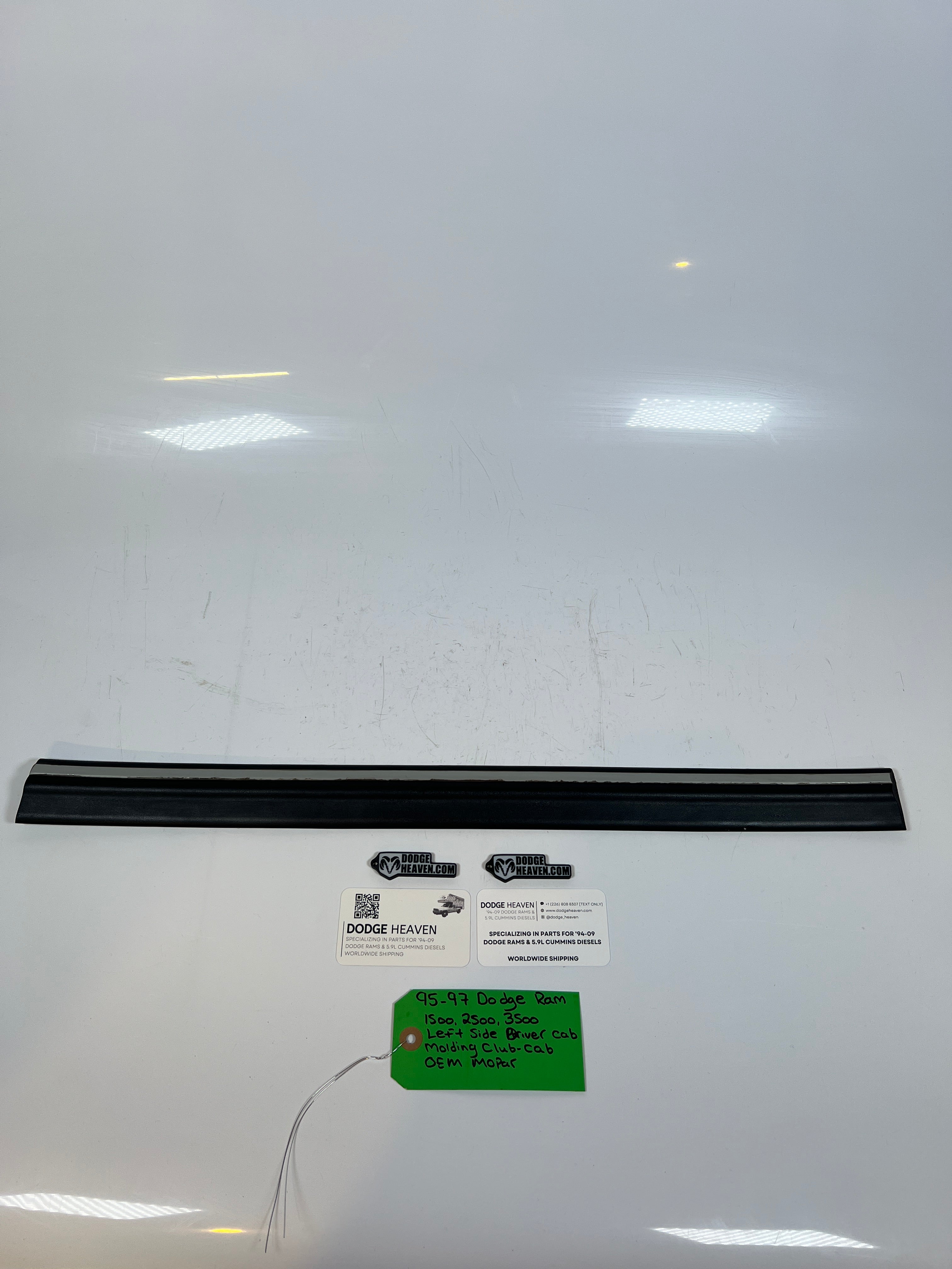 1995-1997 Dodge Ram 1500-3500 LH Cab Molding Club Cab