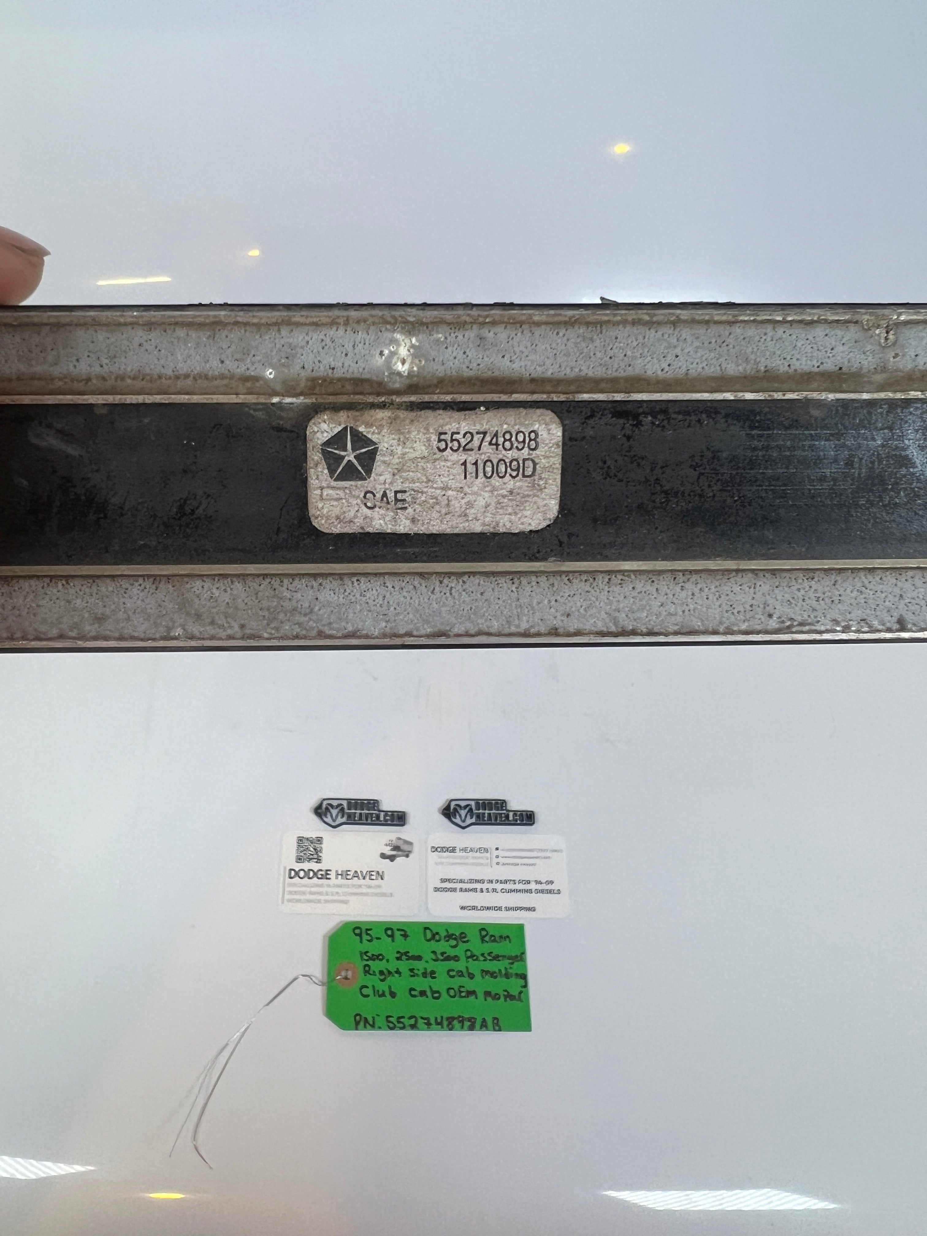 1995-1997 Dodge Ram 1500-3500 Club Cab Passenger Cab Molding