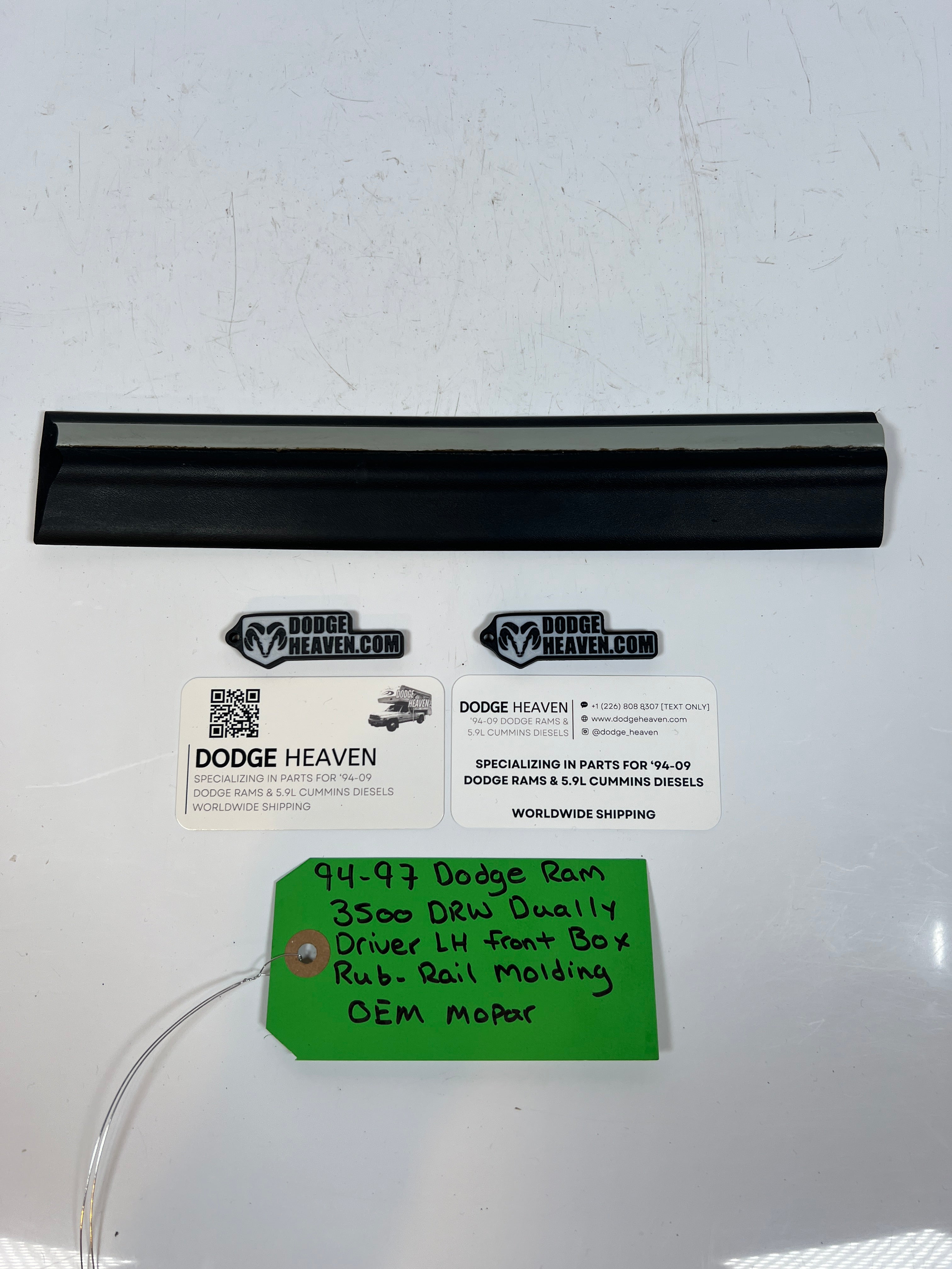 1994-1997 Dodge Ram 3500 Dually Driver Front Box Rub-Rail Molding