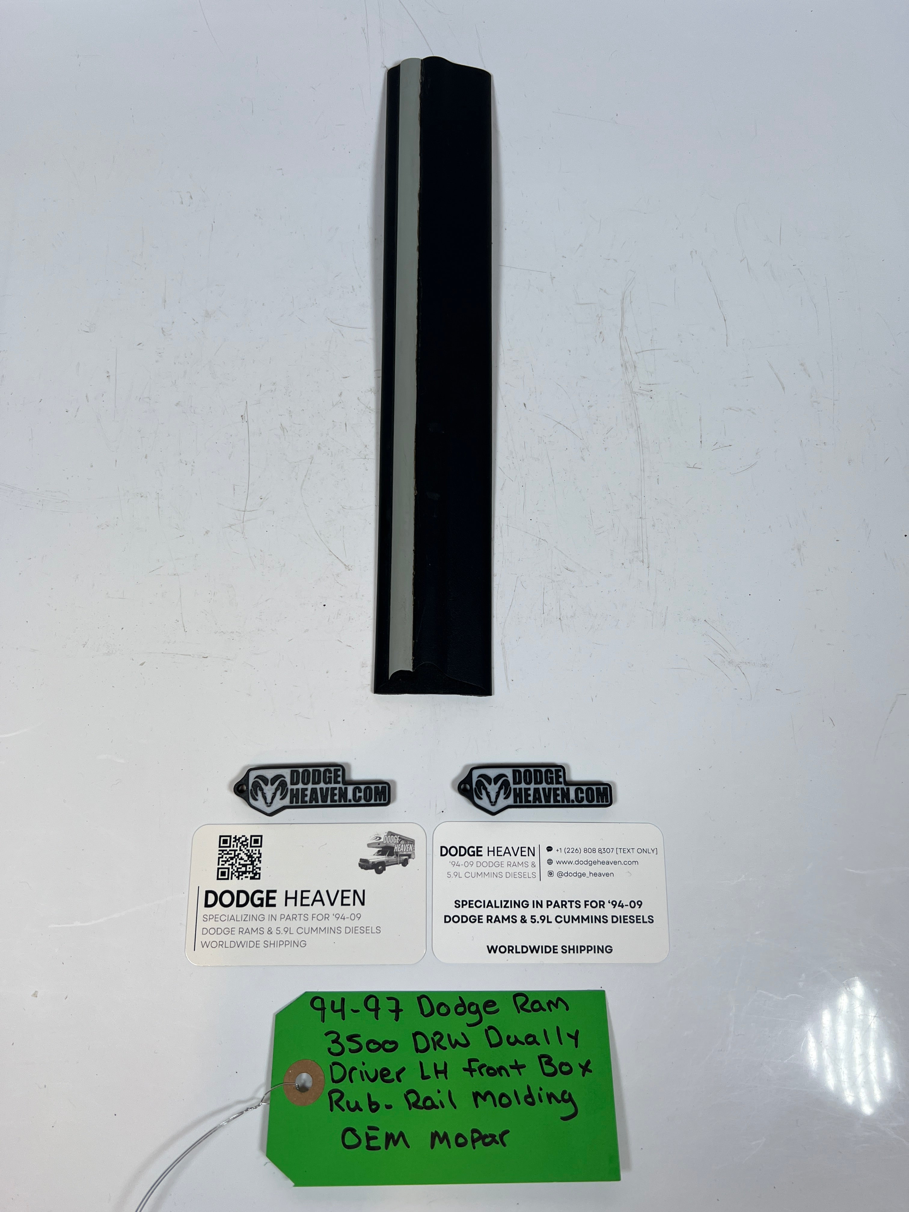 1994-1997 Dodge Ram 3500 Dually Driver Front Box Rub-Rail Molding
