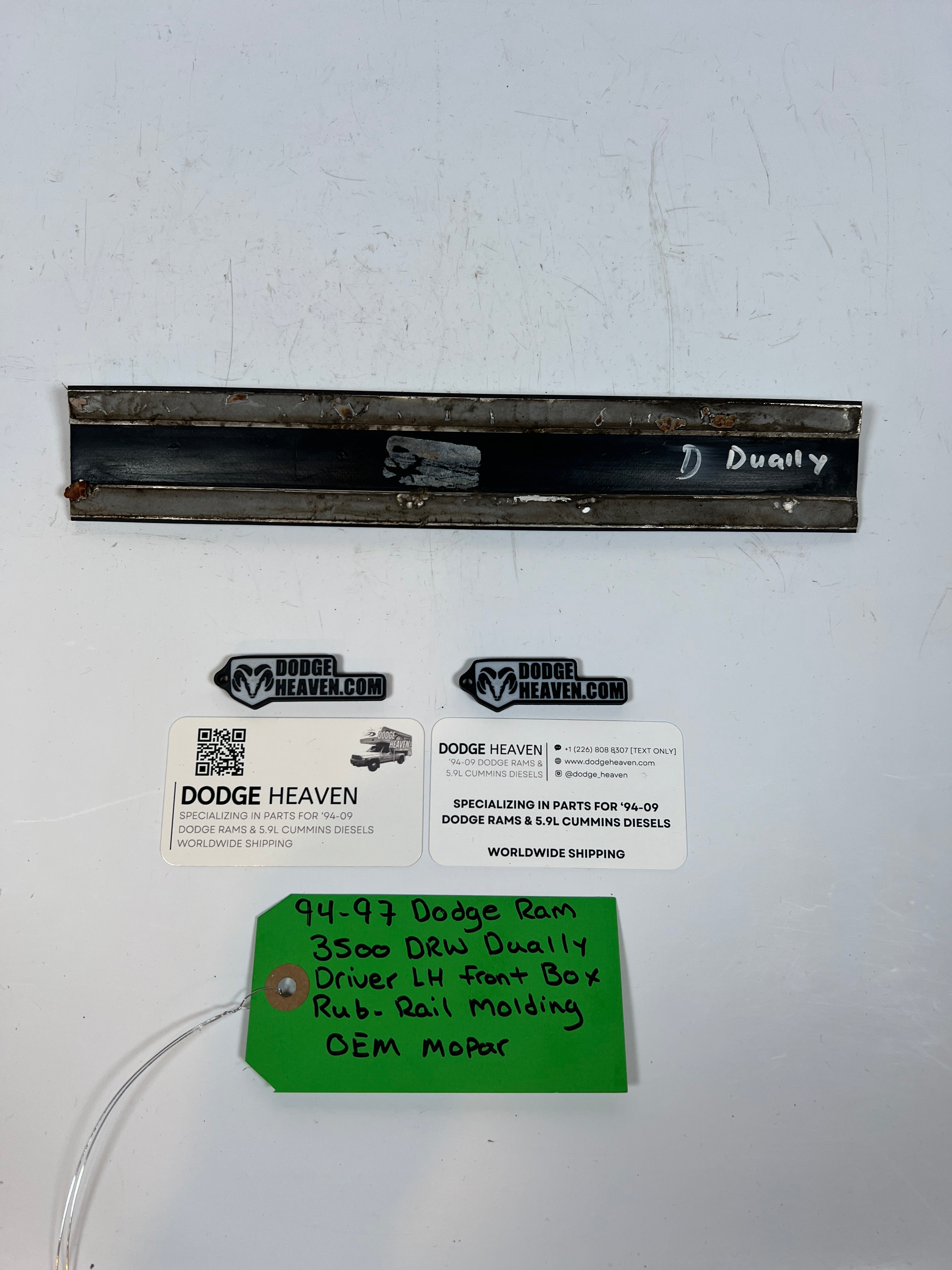 1994-1997 Dodge Ram 3500 Dually Driver Front Box Rub-Rail Molding