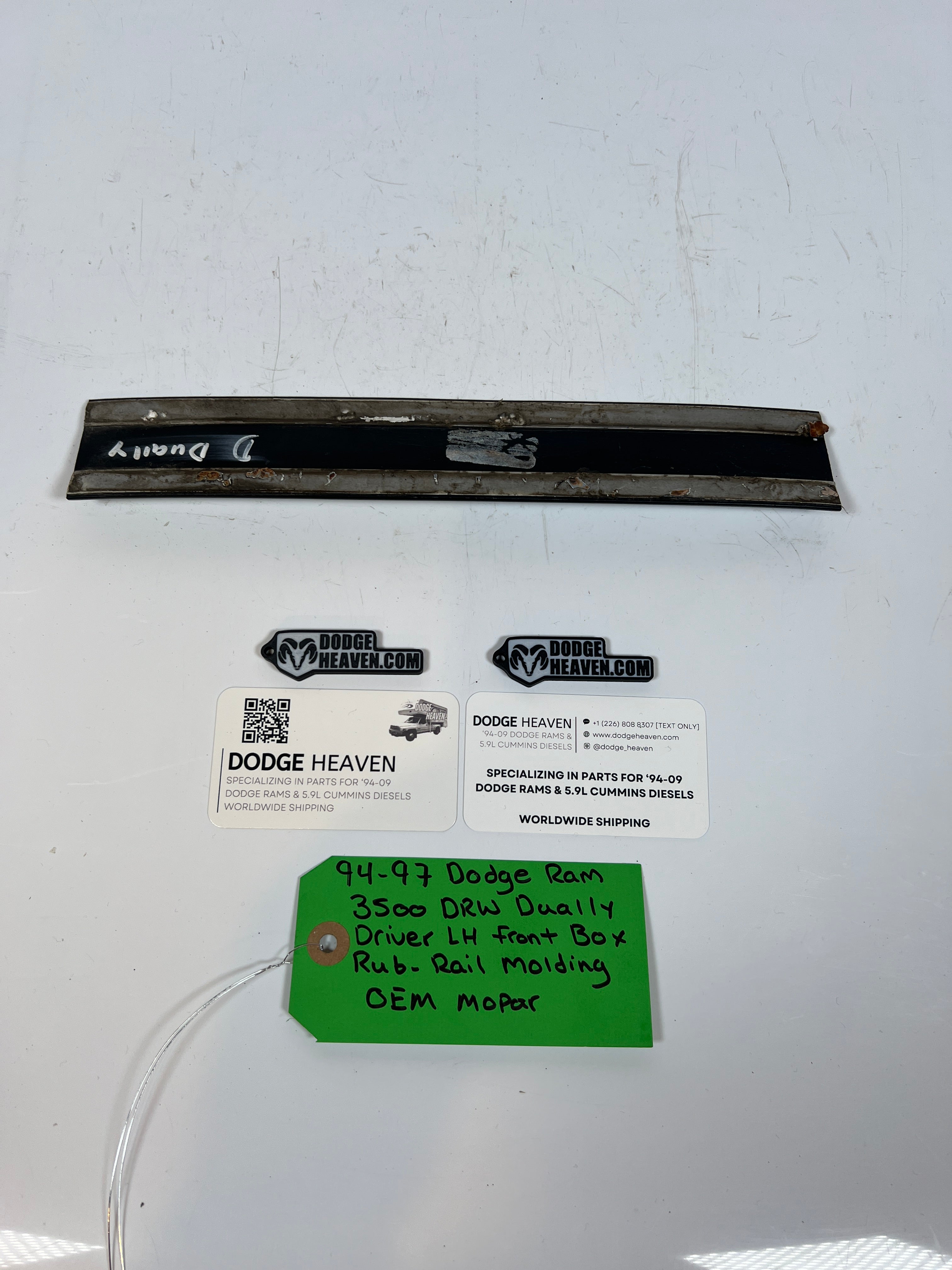 1994-1997 Dodge Ram 3500 Dually Driver Front Box Rub-Rail Molding