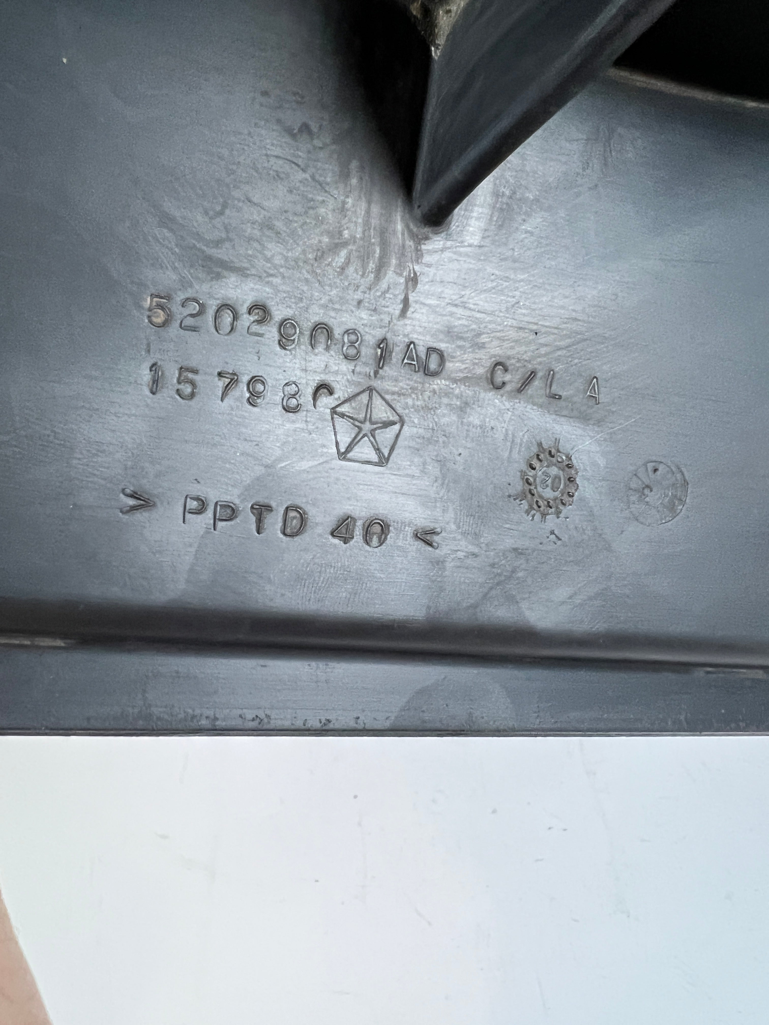 2003-2004 Dodge Ram 2500 3500 5.9l Cummins Lower Fan Shroud