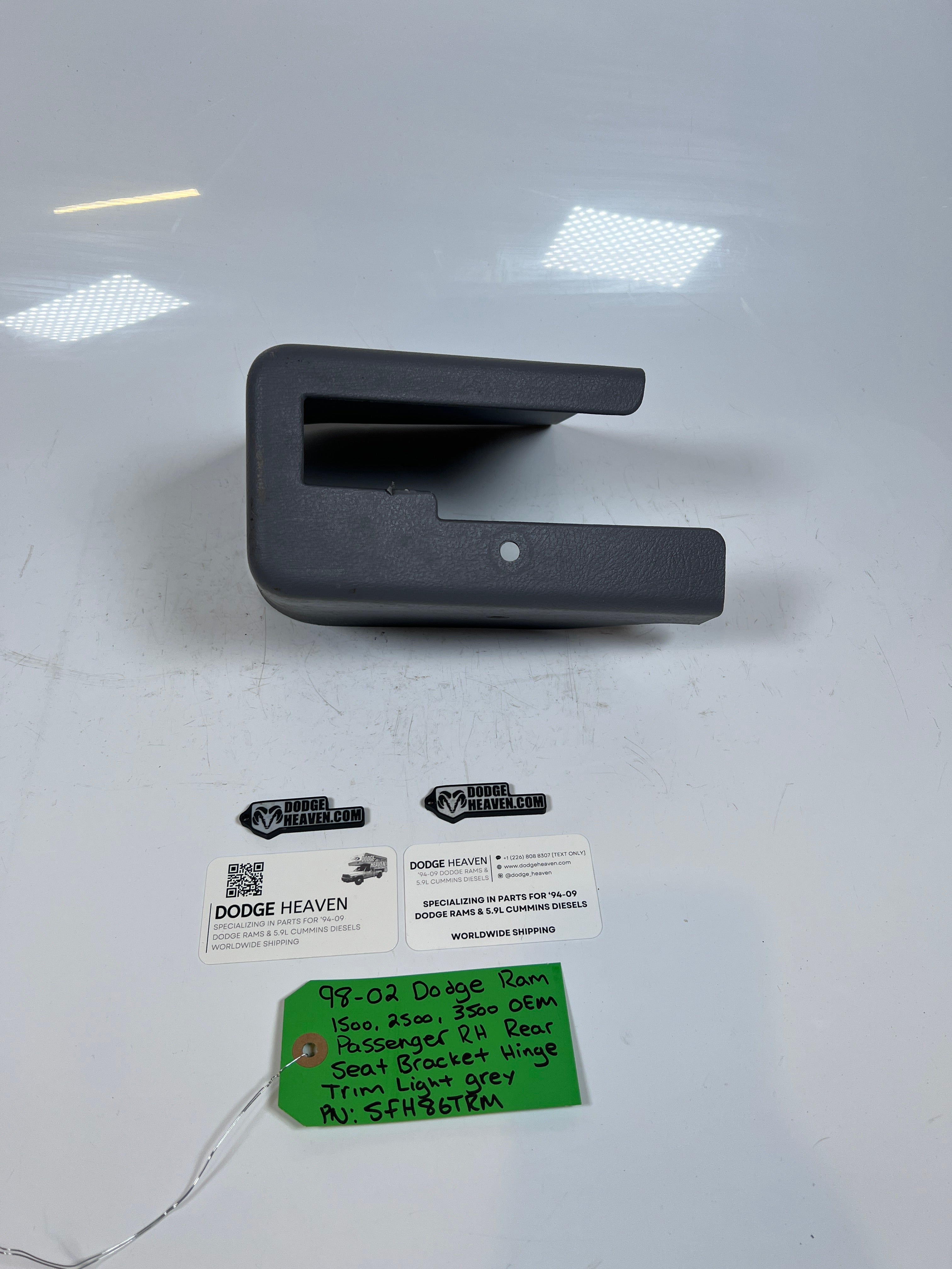 1998-2002 Dodge Ram 1500 2500 3500 Passenger RH Rear Seat Bracket Hinge Trim Light Grey