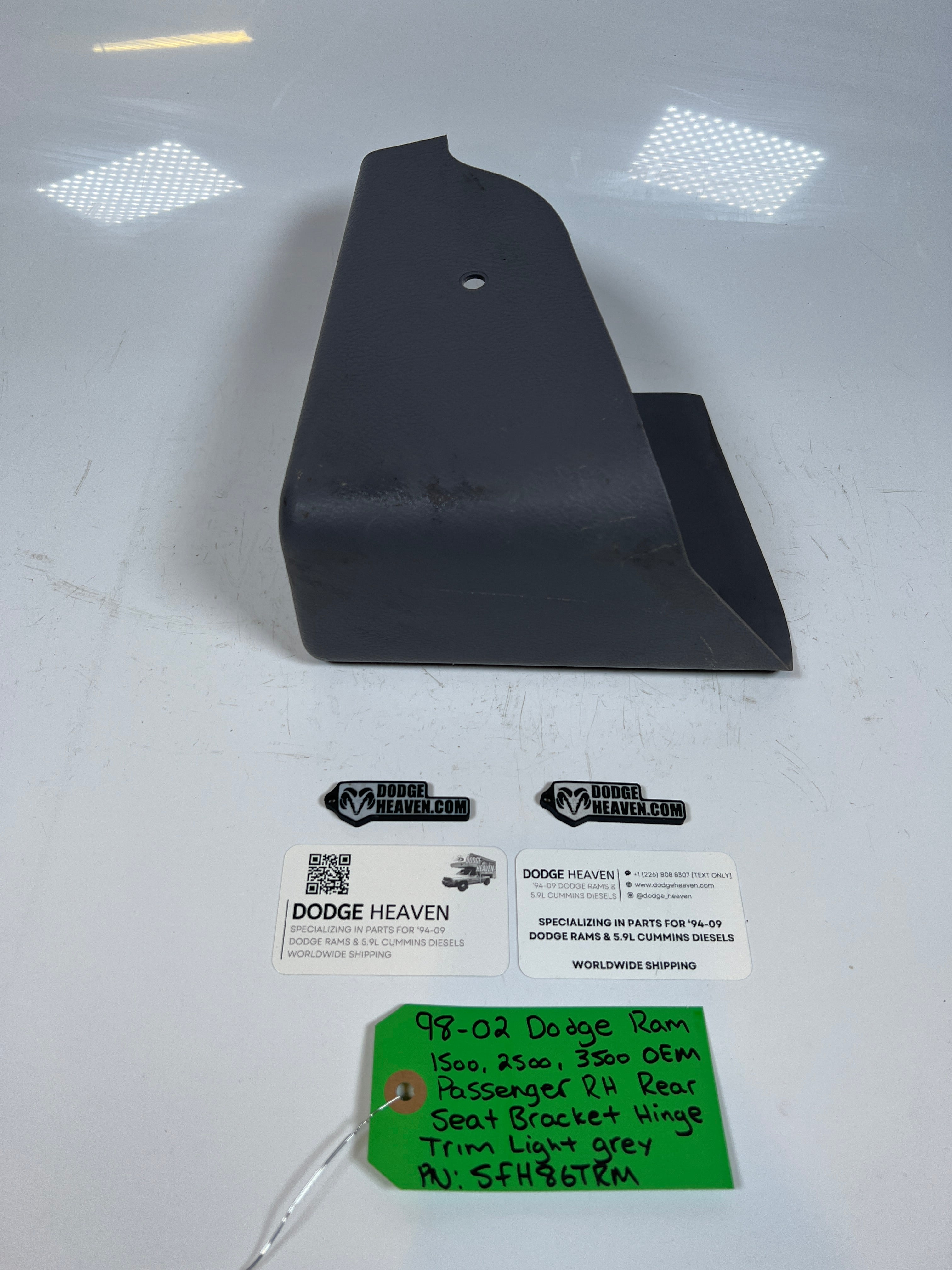 1998-2002 Dodge Ram 1500 2500 3500 Passenger RH Rear Seat Bracket Hinge Trim Light Grey