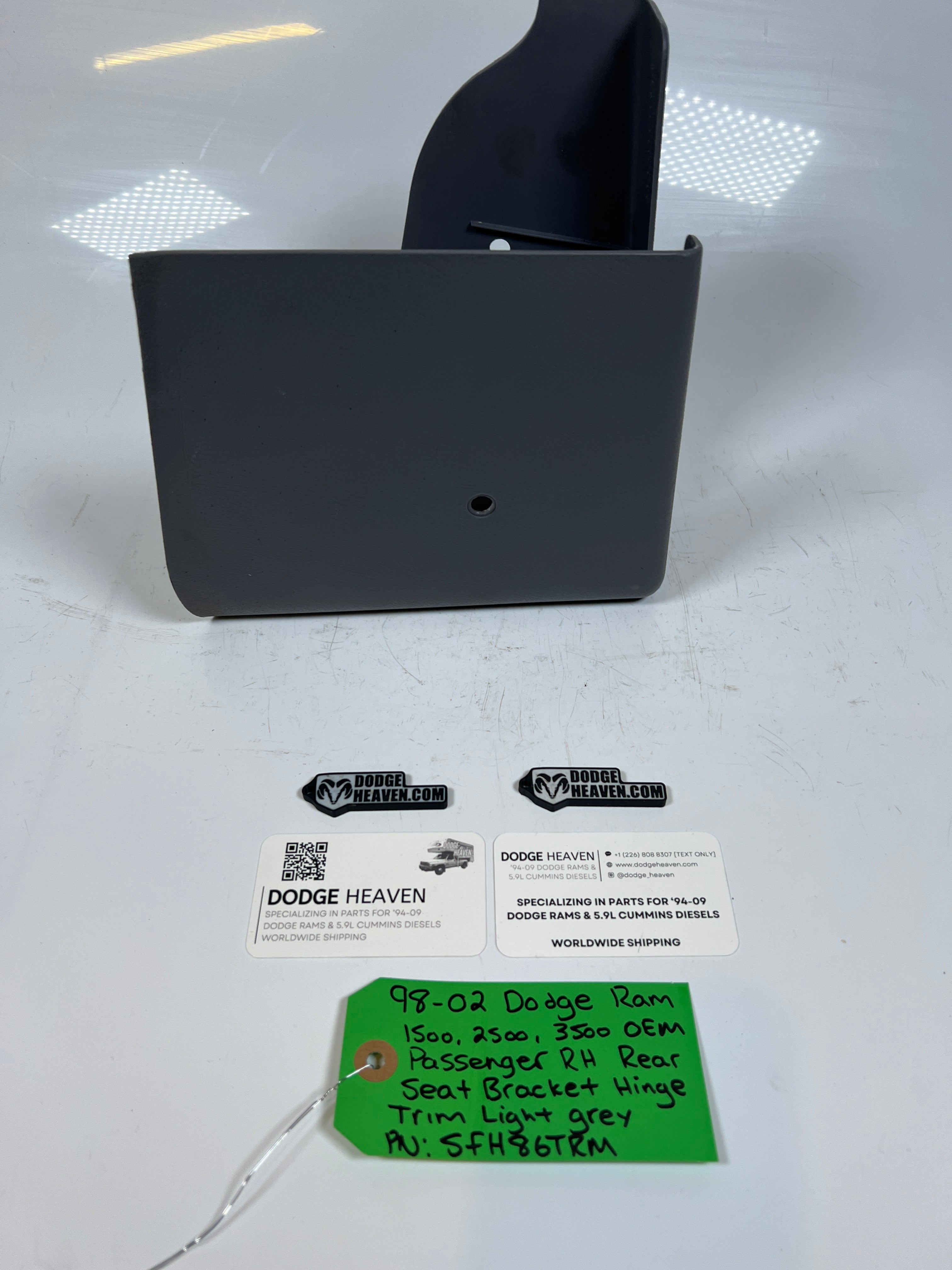 1998-2002 Dodge Ram 1500 2500 3500 Passenger RH Rear Seat Bracket Hinge Trim Light Grey