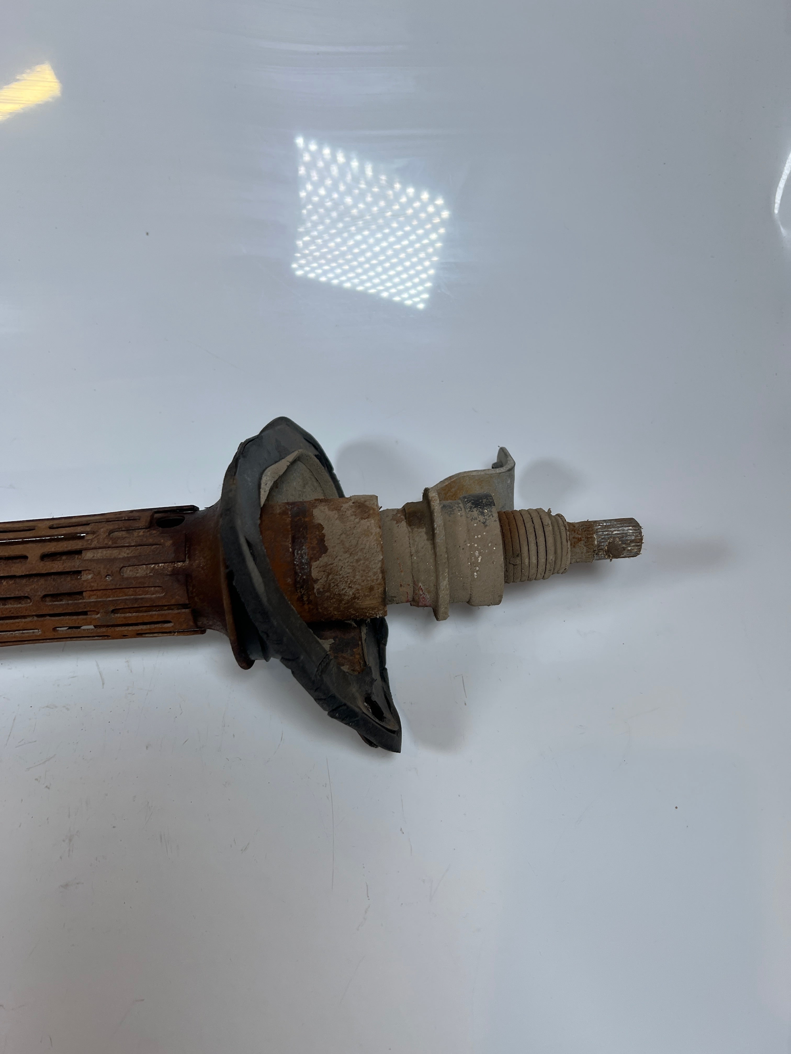 1994-1995 Dodge Ram 1500-3500 Steering Column Auto Trans W Tilt